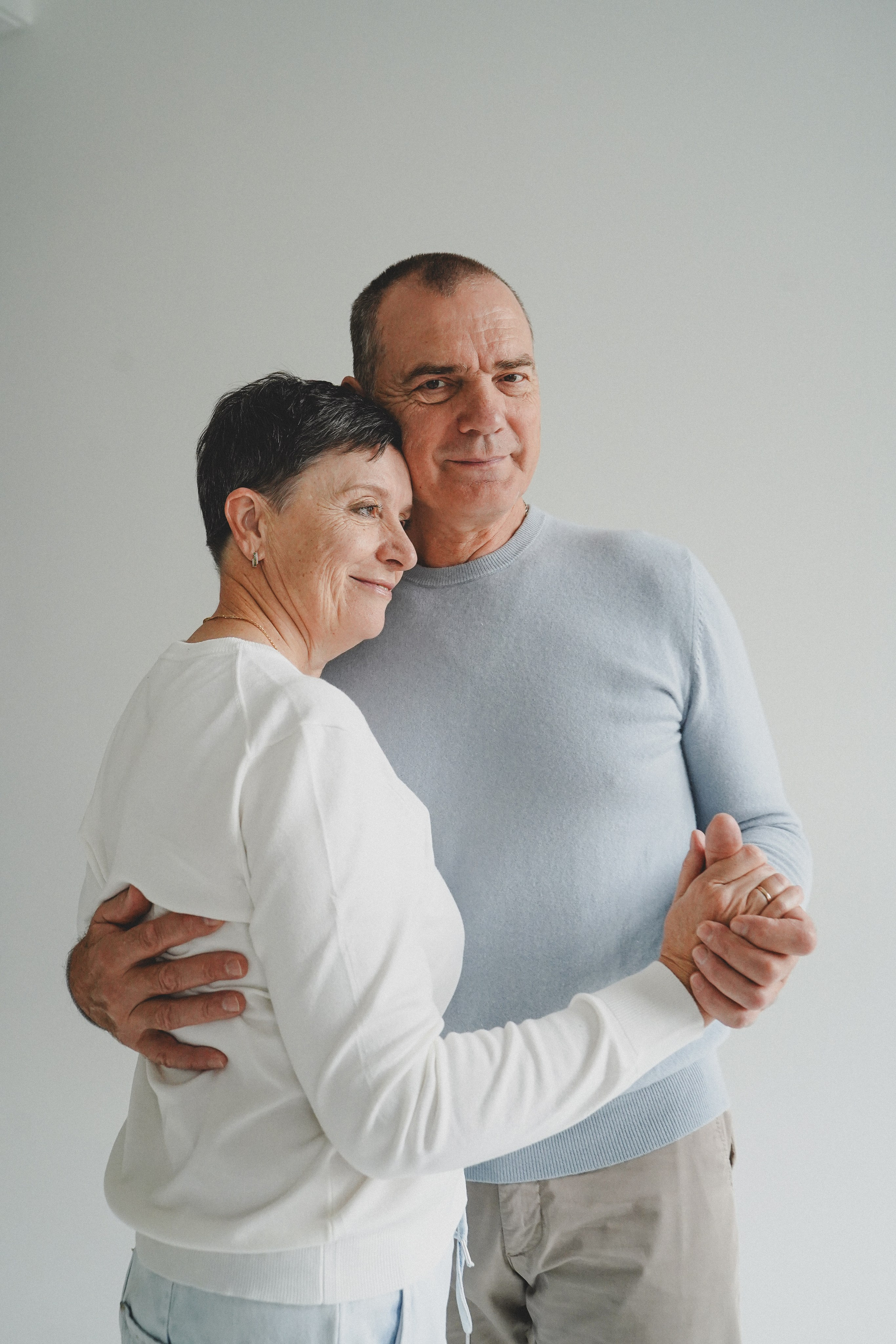 Семейная фотосессия в студии. Семейный и женский фотограф в Краснодаре Анастасия Приймак