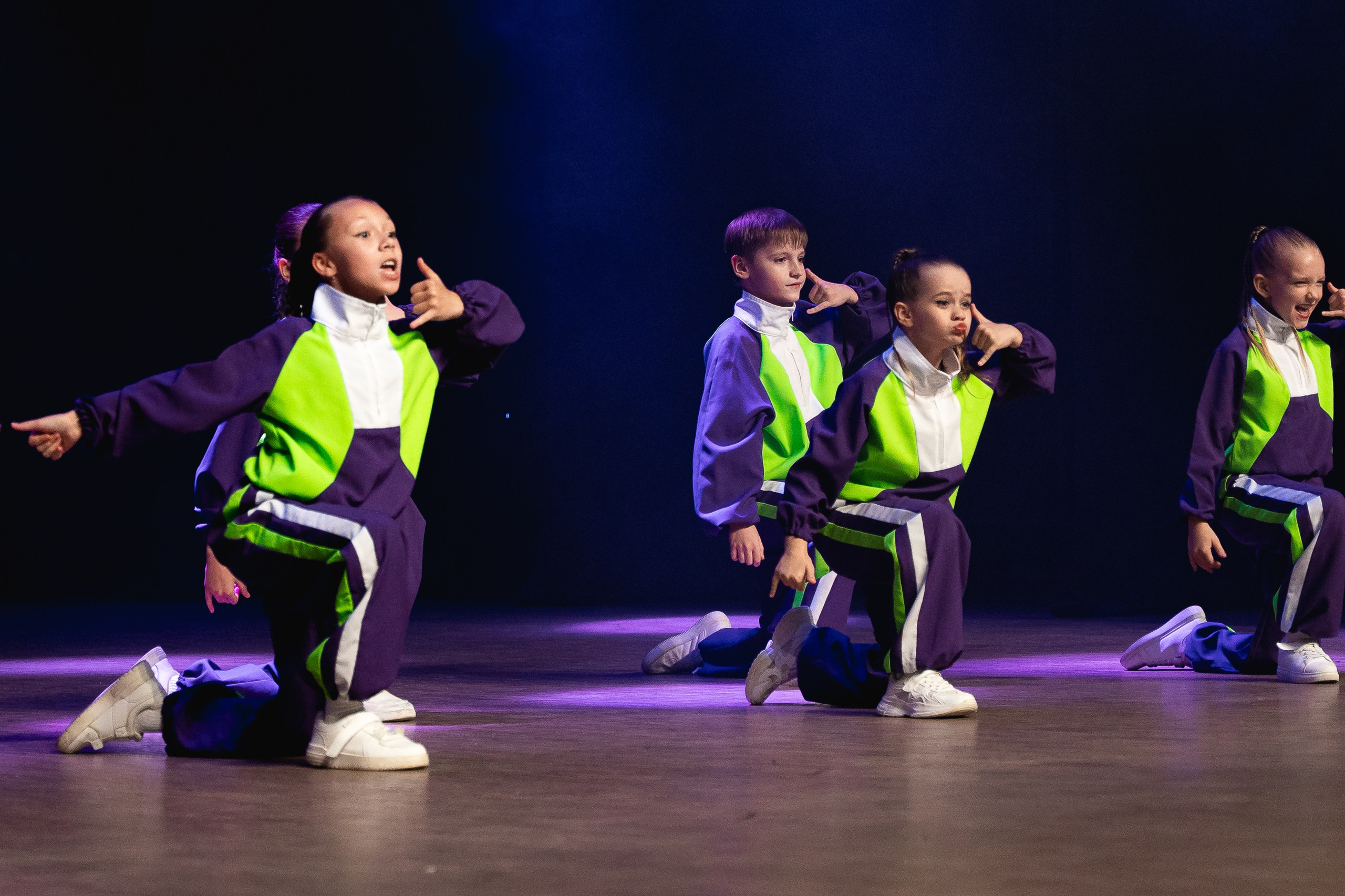 Отчётный концерт танцевально-спортивного клуба «PULSE». Портретный и репортажный фотограф в Воронеже: Анастасия Пузикова