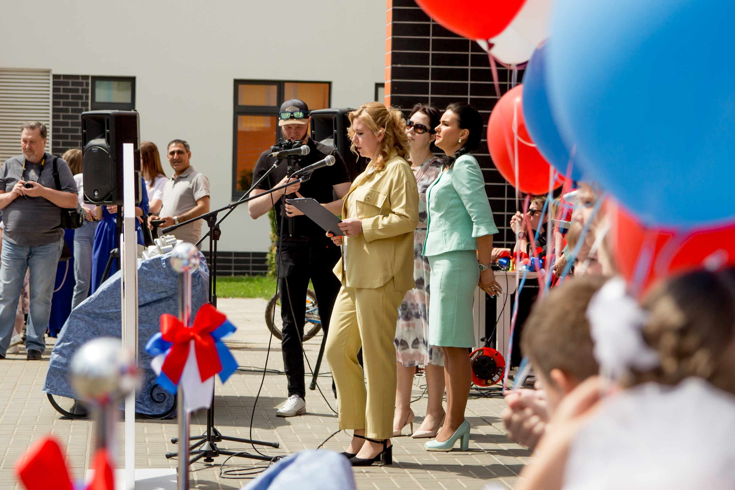 Съемки школьных мероприятий. ФОТКИ! Экспресс-фотосессии в Обнинске