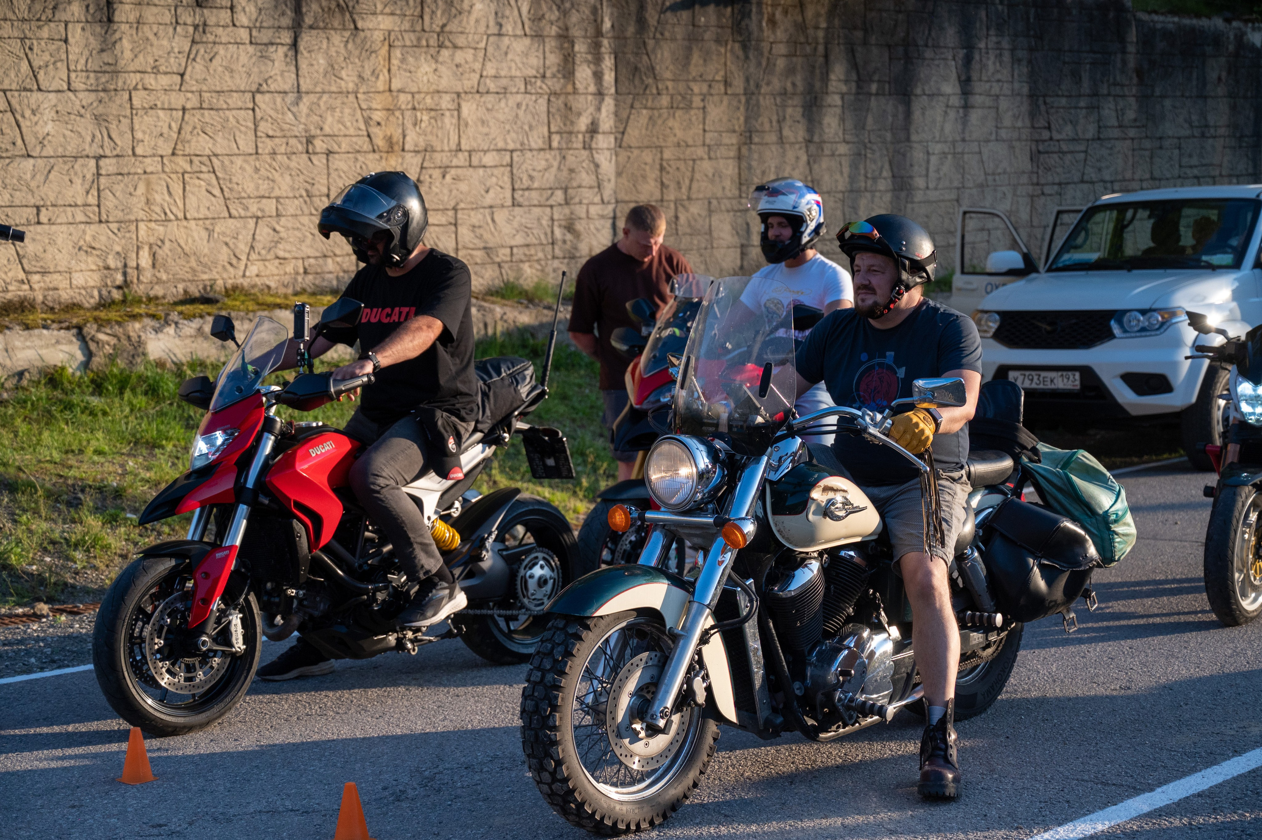 11- ый Ежегодный Байк Фестиваль " Медвежья МОТО ПОЛЯНА». Фотографирую счастливых людей в Сочи