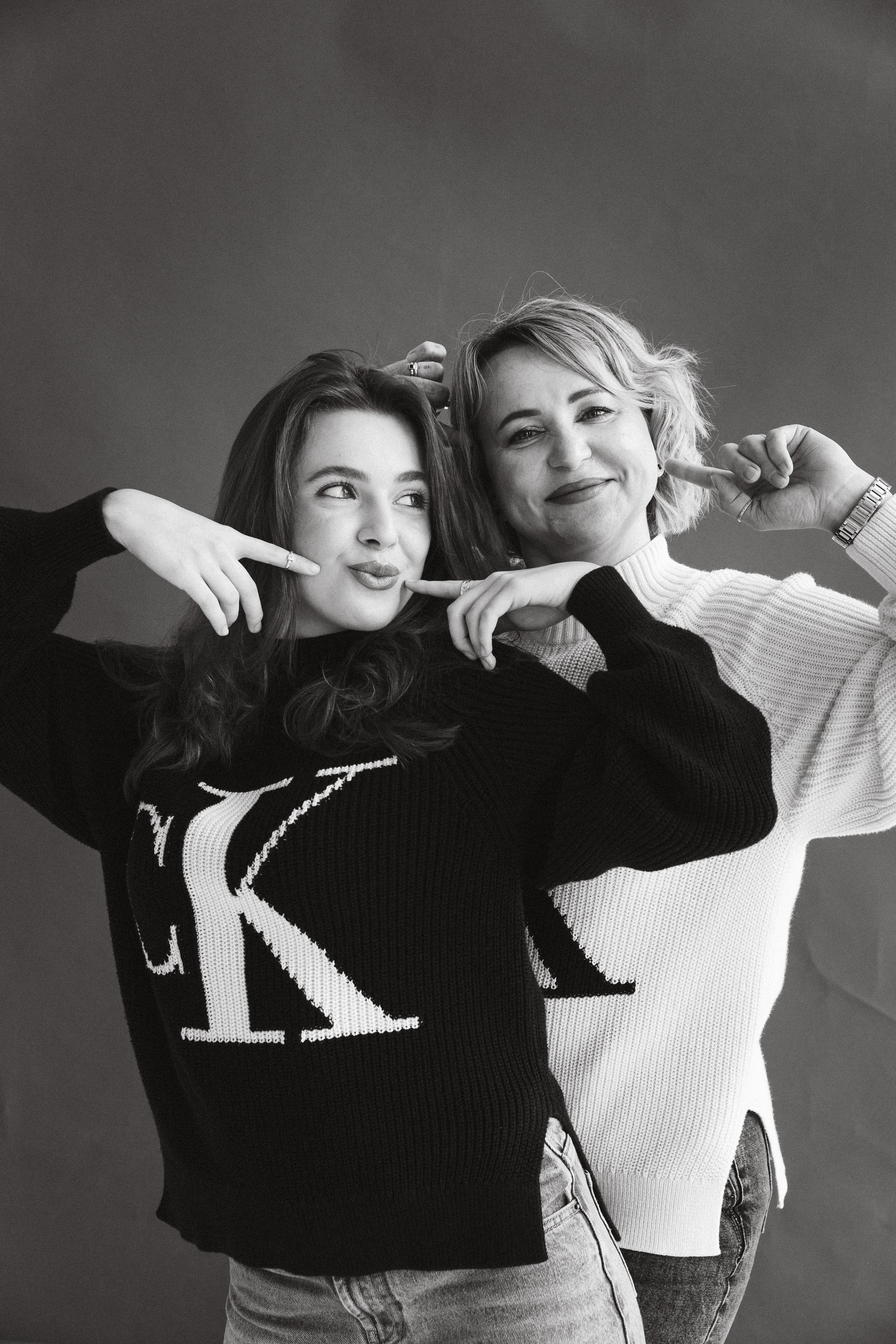 Лера и Ольга / Фактура. Фотограф Калининград Илья Миллер