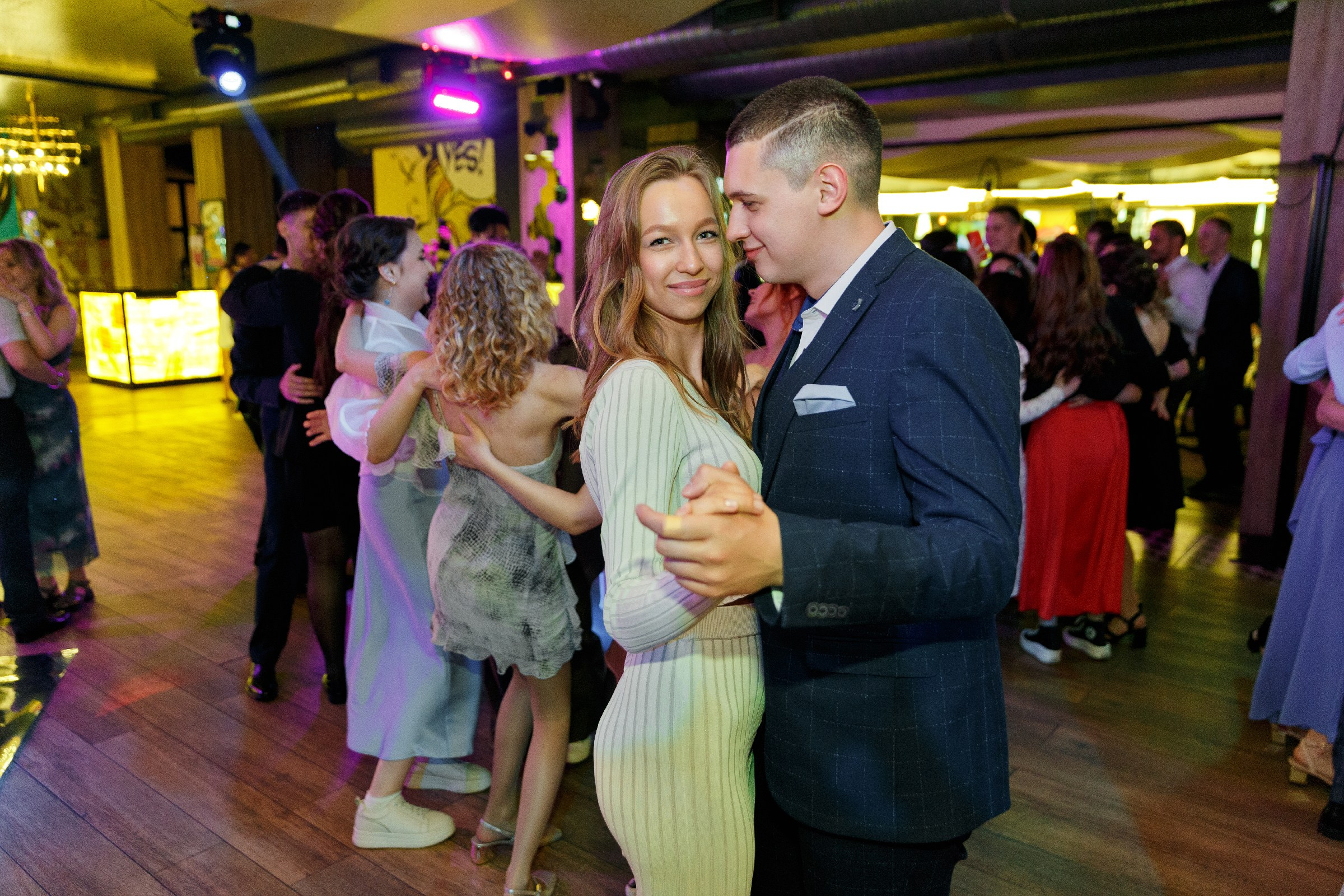 Выпуск ИГМУ'24 (KISS). Свадебный фотограф Иркутск, репортажный фотограф Иркутск