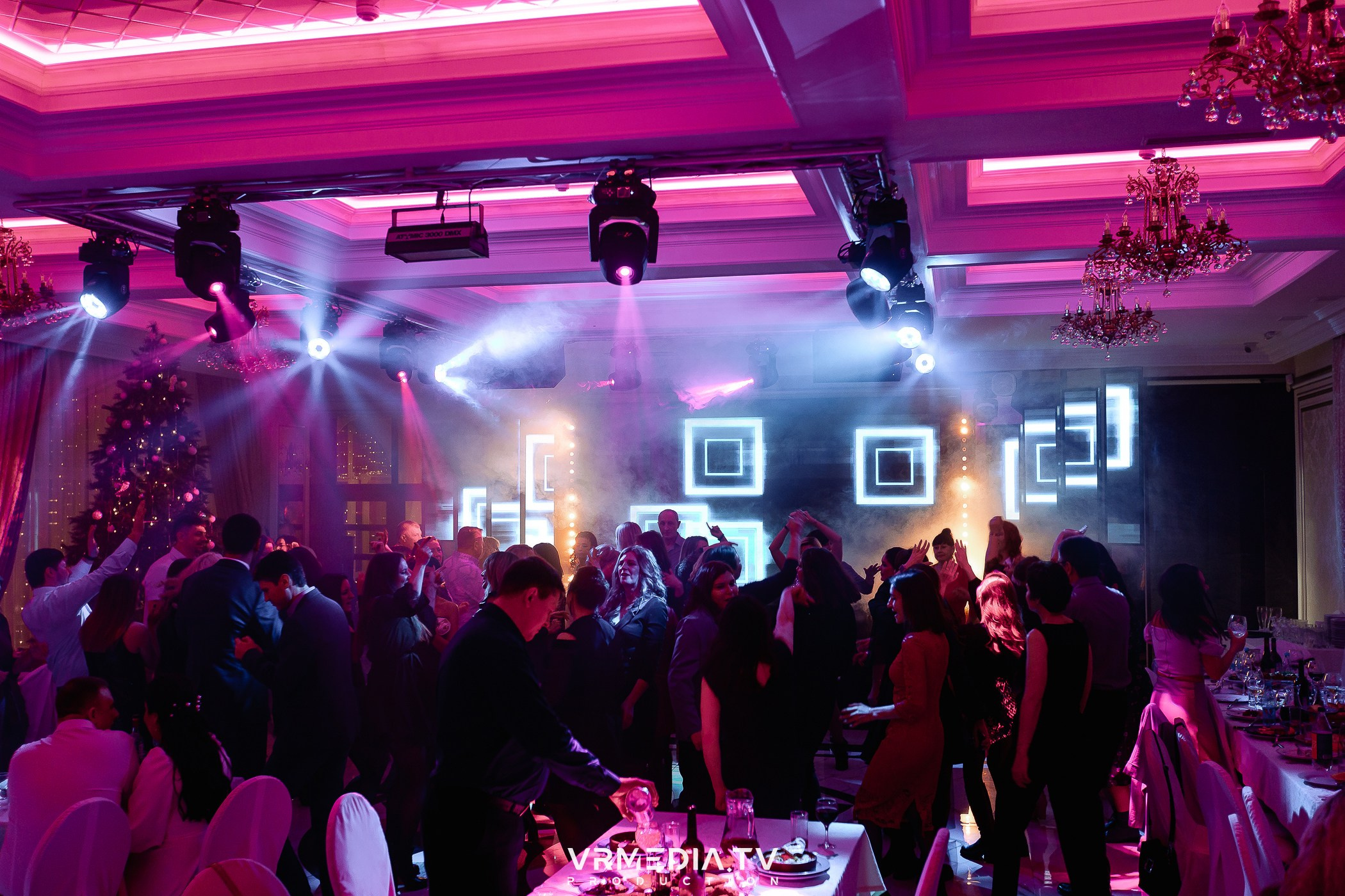 Новогодний вечер в ресторане «Лазурный Берег»