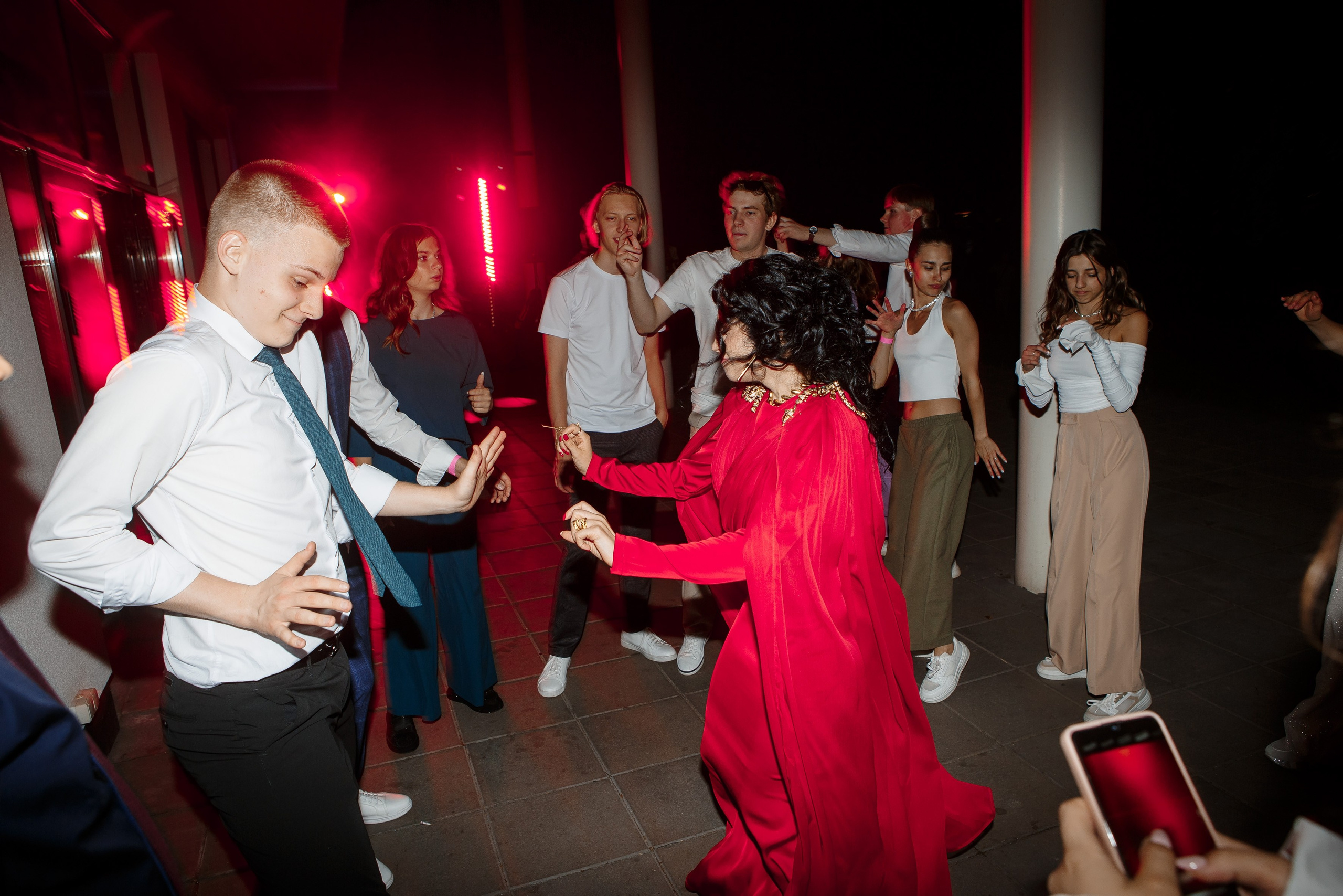 Выпускной Гимназия 12 2024 OpenHouse. Свадебный и портретный Фотограф в Липецке Дмитрий Котюков