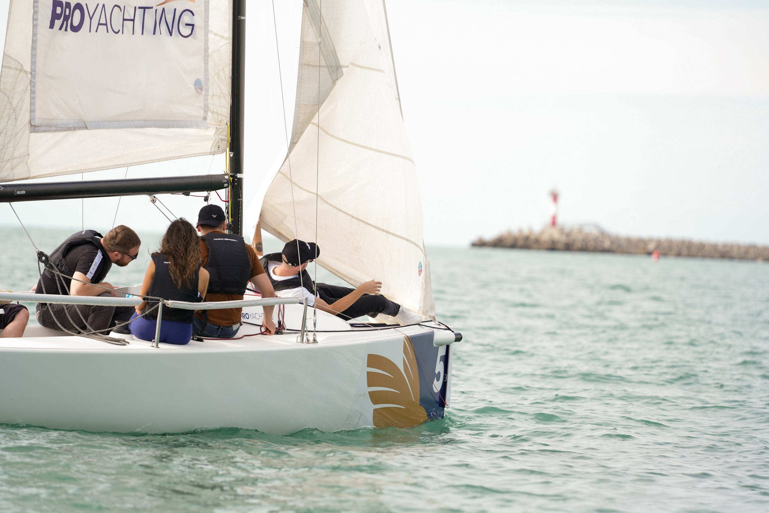 Яхтенная регата для компании Агрегатка. Репортажный фотограф в Красной Поляне и Сочи Павлюченко Екатерина