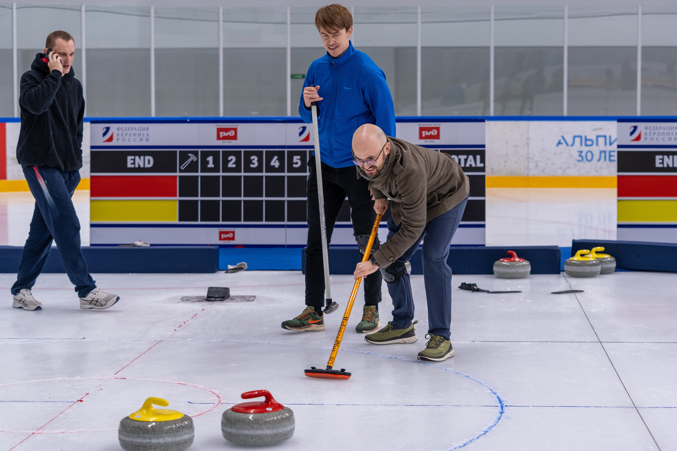 Керлинг для компании Р-Фарм. Репортажный фотограф в Красной Поляне и Сочи Павлюченко Екатерина