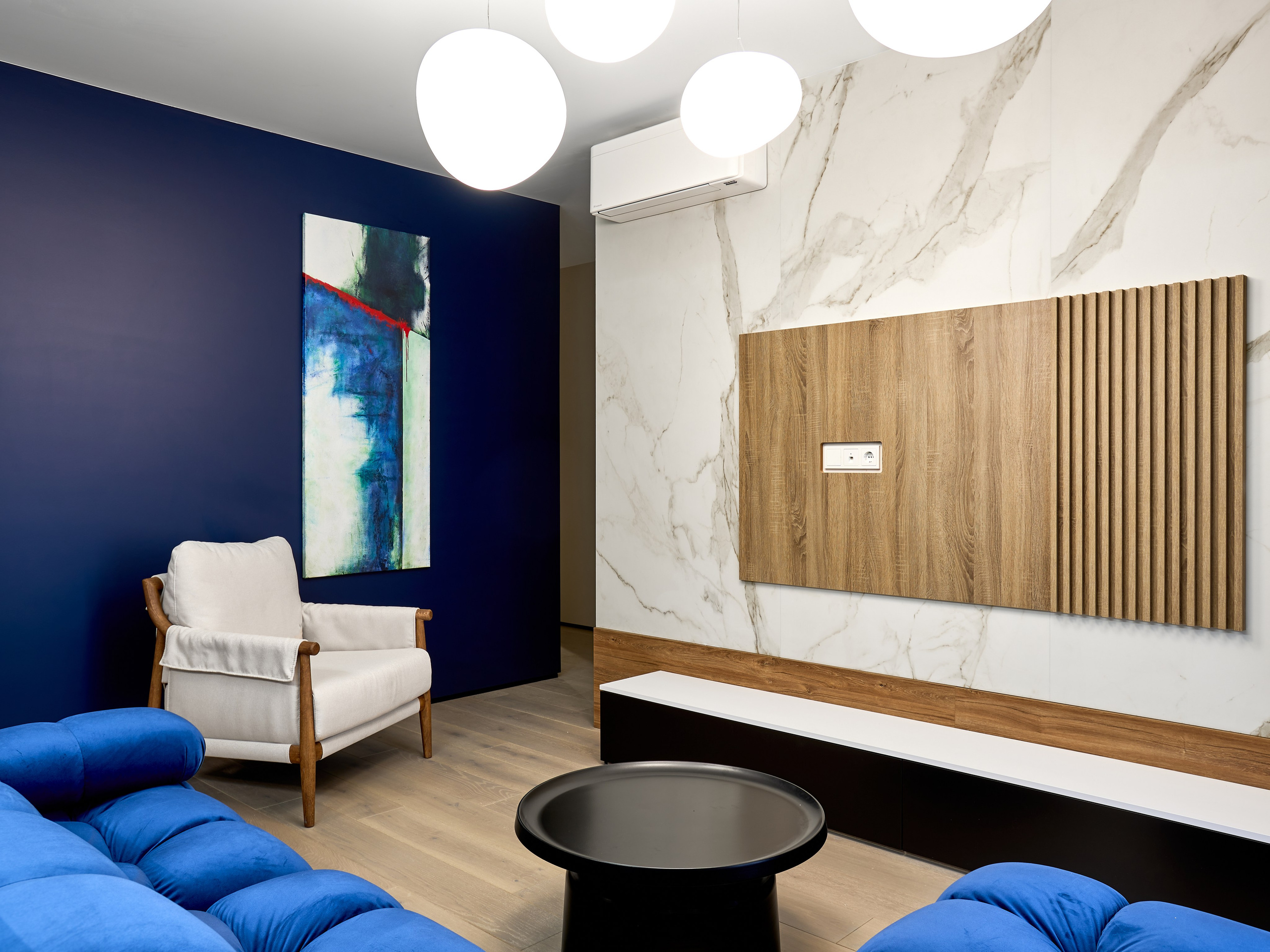 Ремонт под ключ Raevsky. Автомобильный и интерьерный фотограф в Минске Александр Тагаев