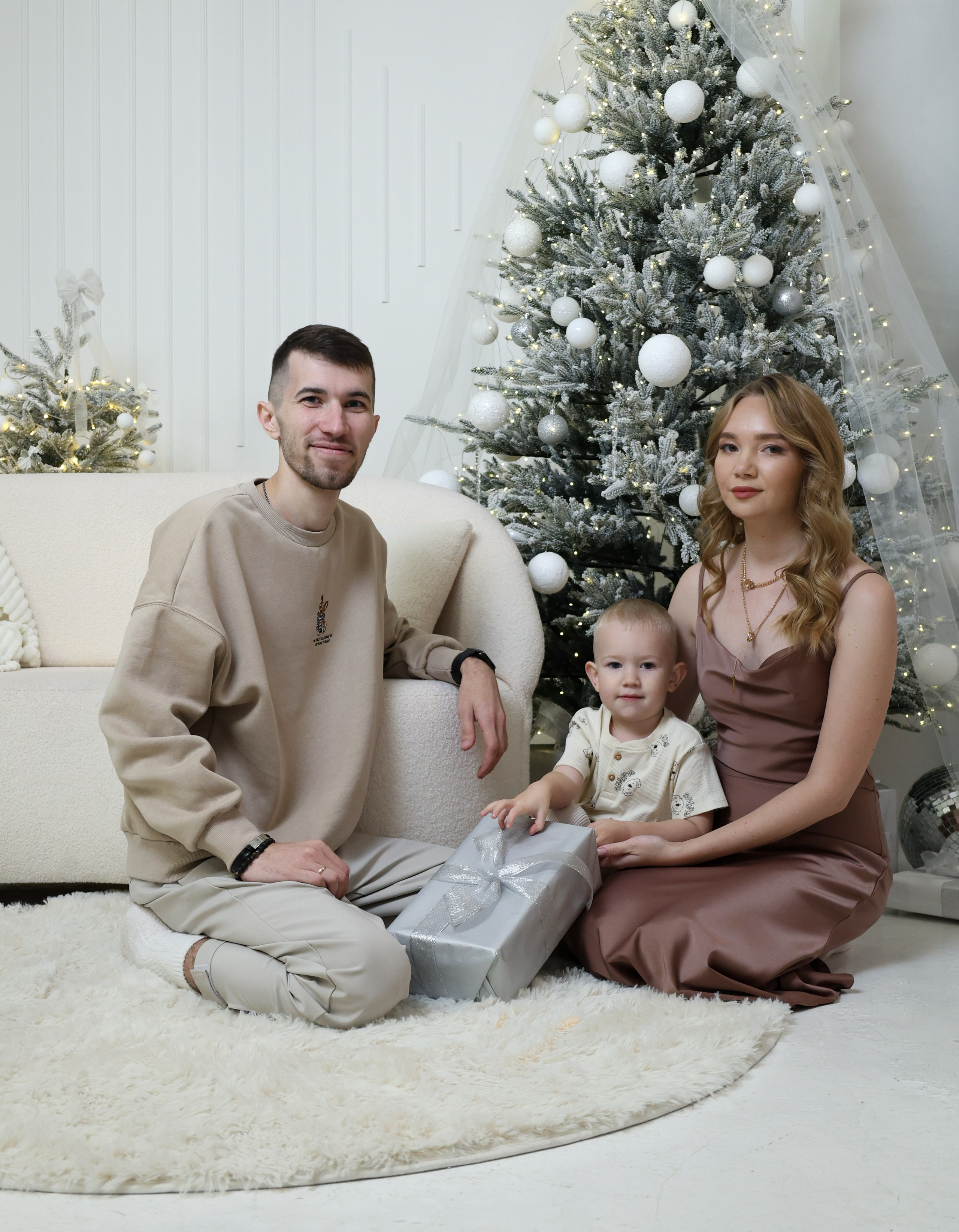 Семейная фотопроект Новогодний. Дина Айрат и Карим. Tatiana Shumskaya