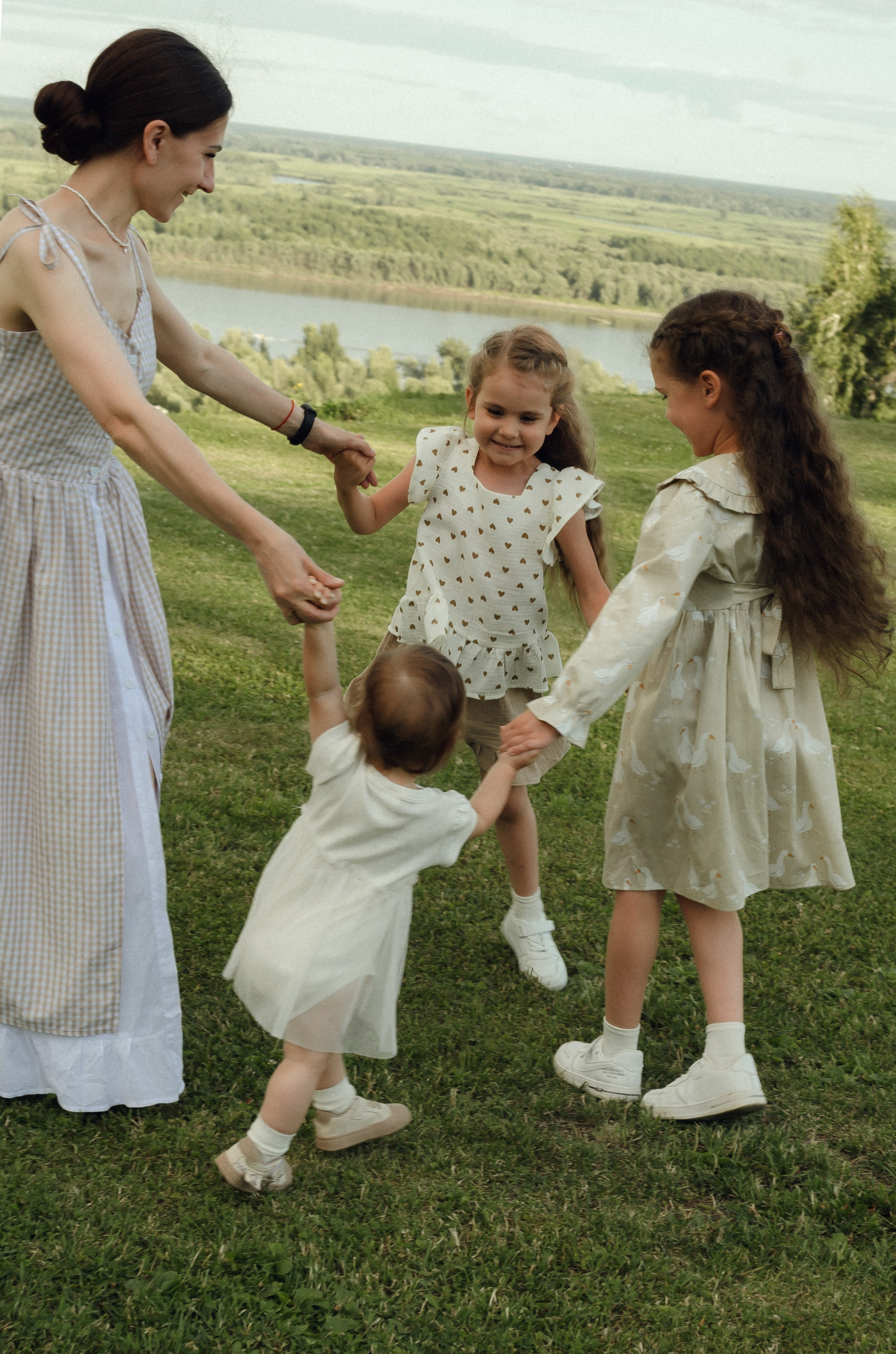 Илья, Маша и прекрасные дочки. Семейный фотограф в Барнауле Ирина Ястребова