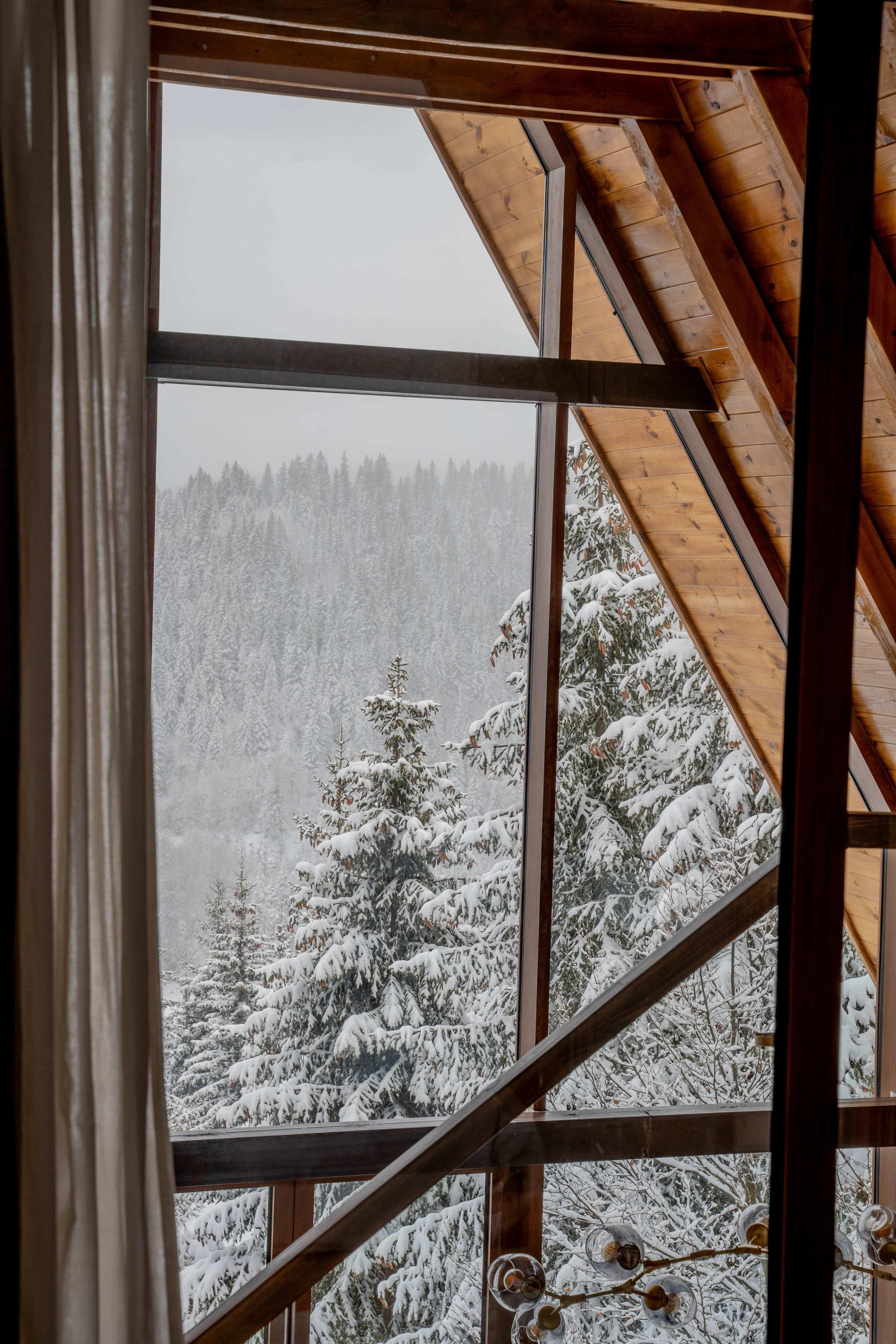 Sofia Kop. Photographer Liana Sudets Serbia Kopaonik Brzece Brus