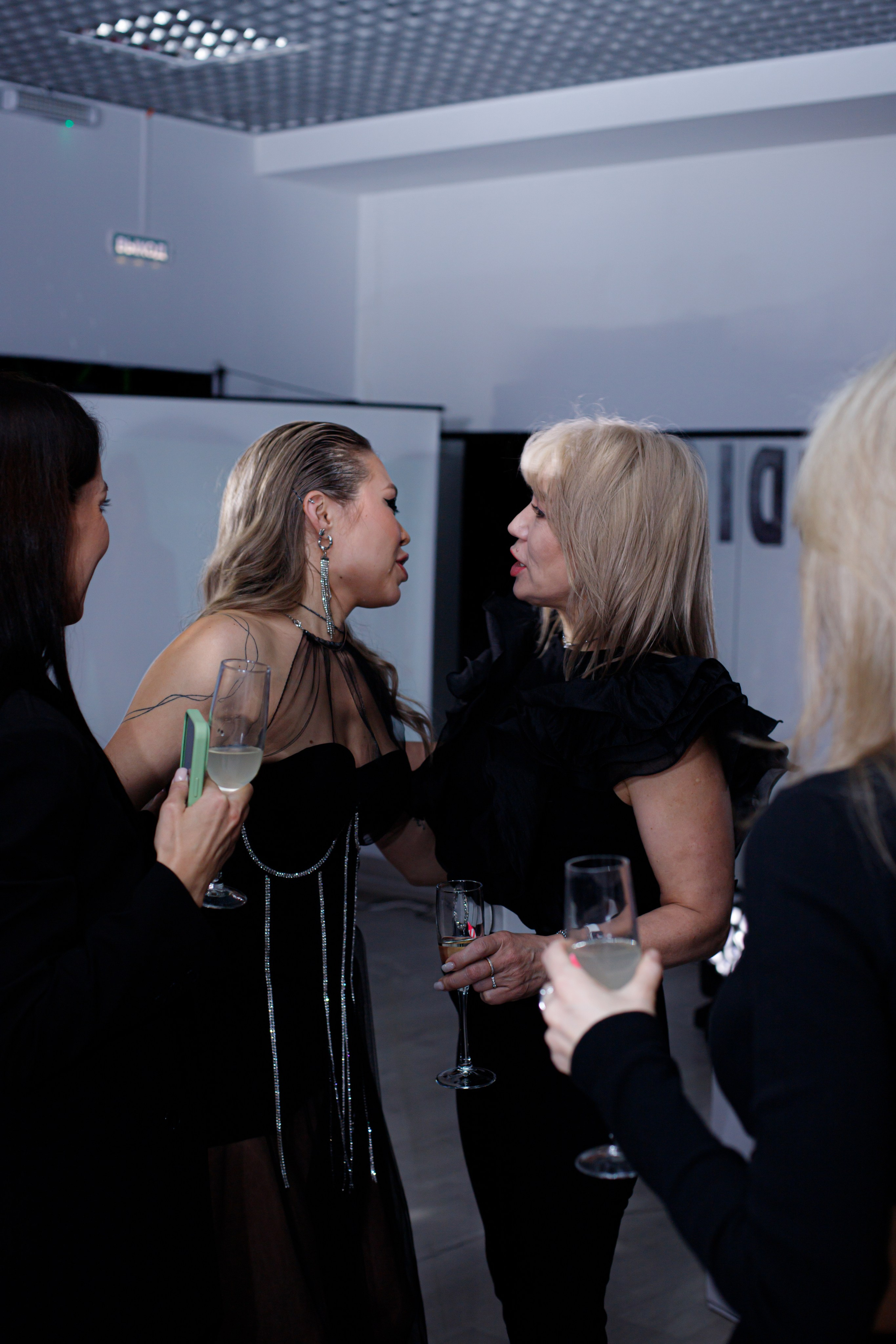 VIKA KARMADONOVA. Photokarish