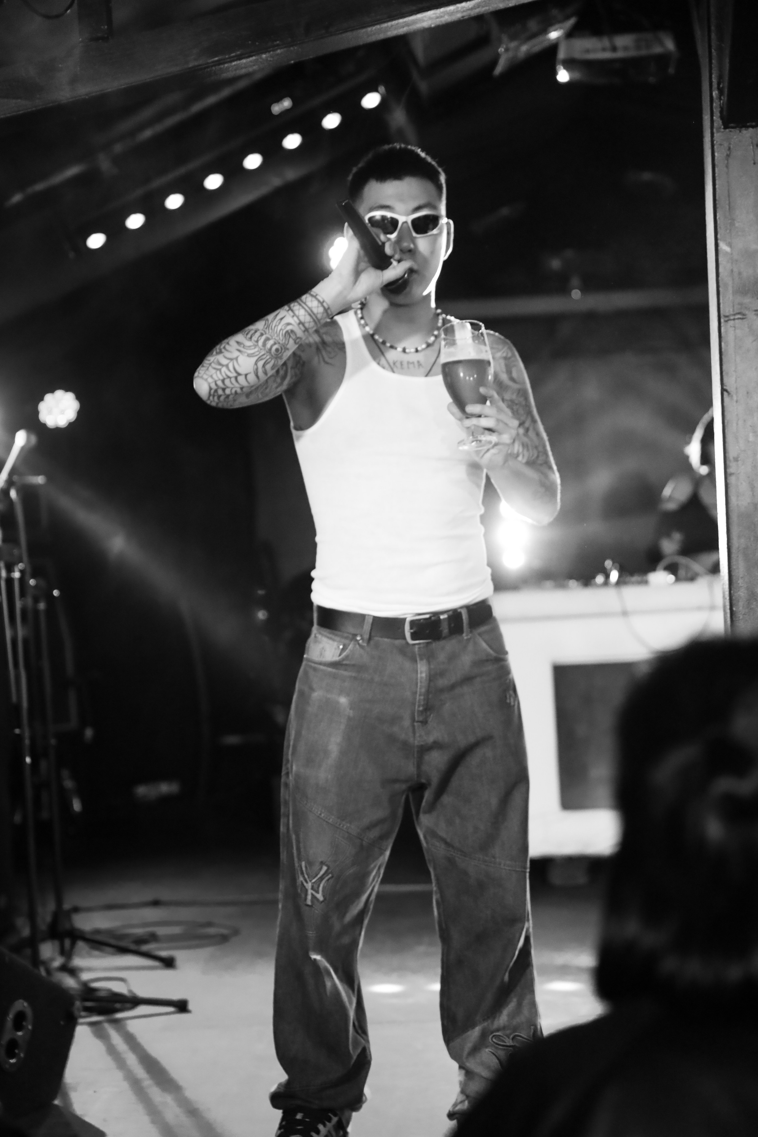 WITHOUT COLOR BUT WITH SWAG. DRIPSTOCK MAG