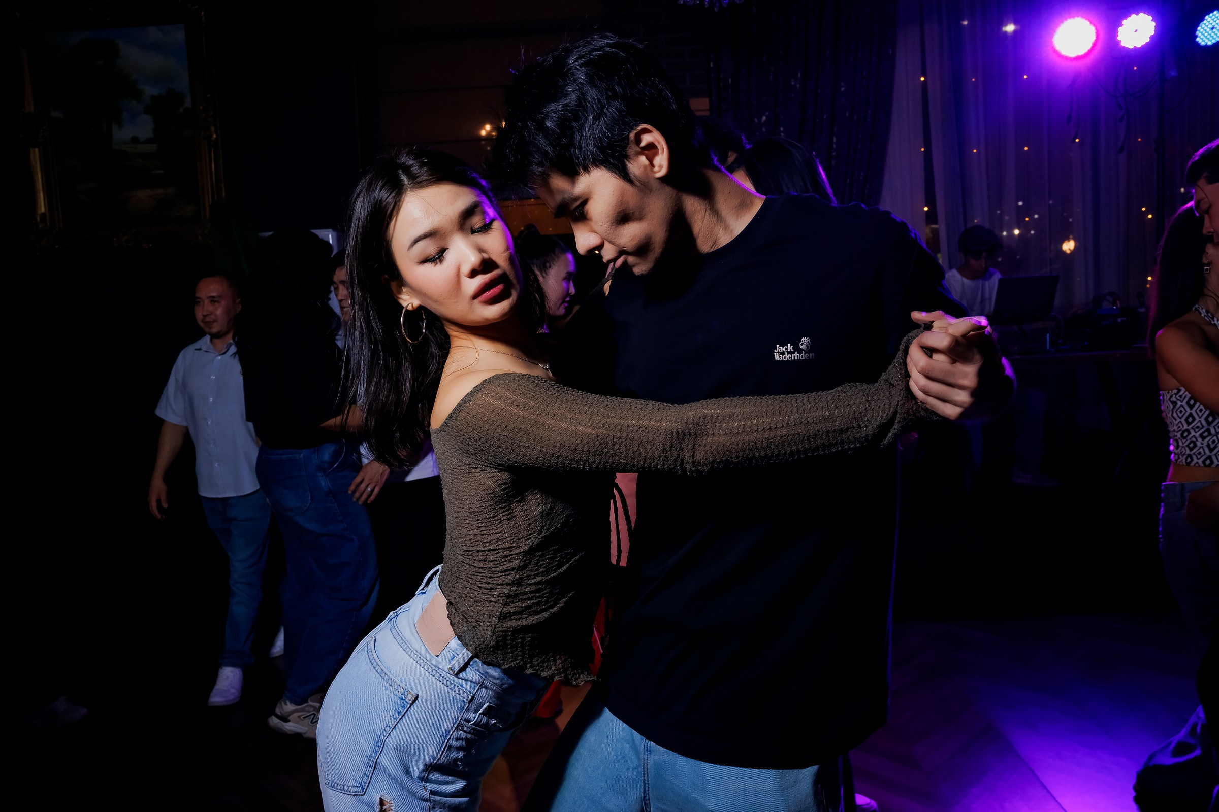 Bachata party. Репортажный фотограф в Алматы Каюпов Сержан