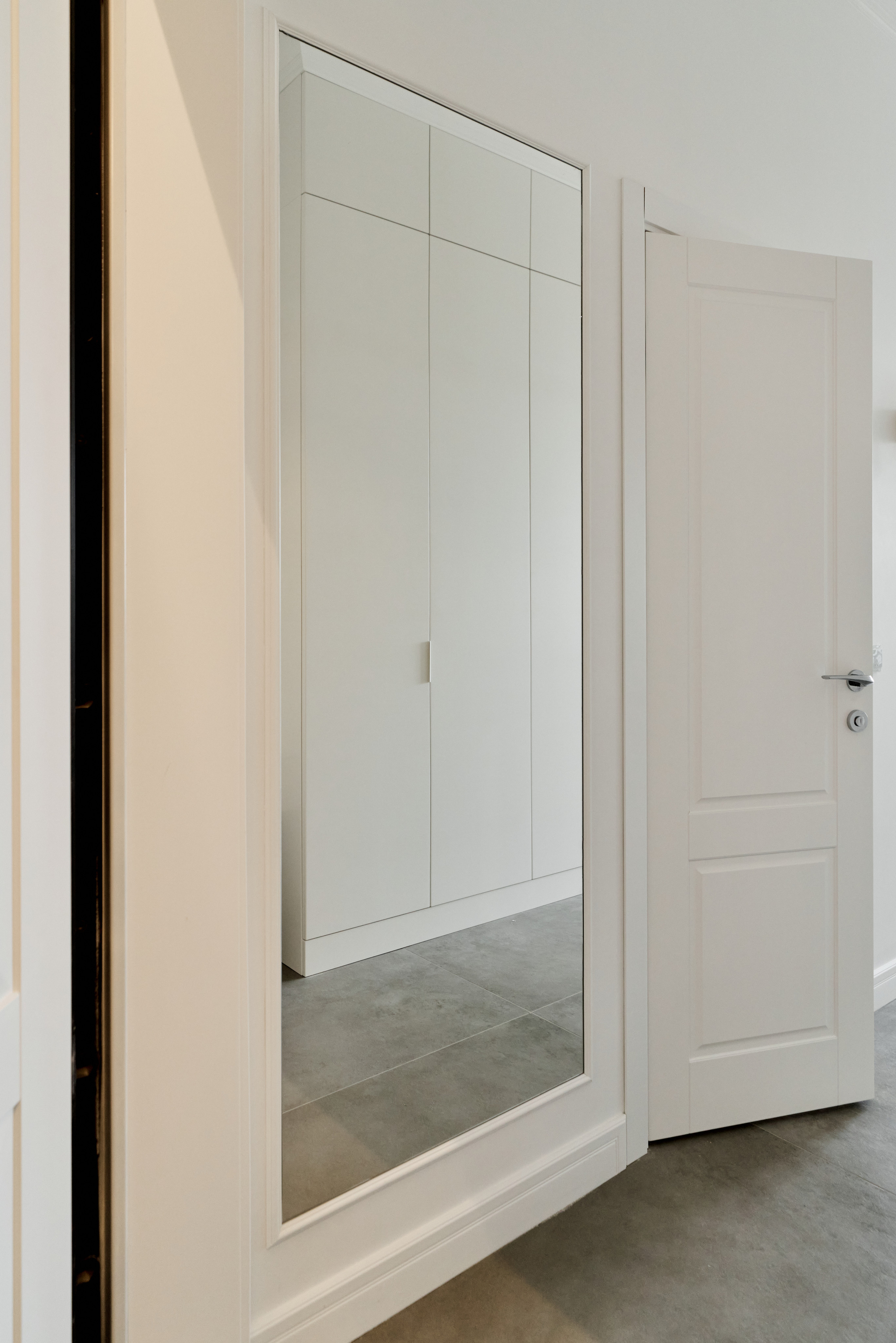 WEST GARDEN. Главная