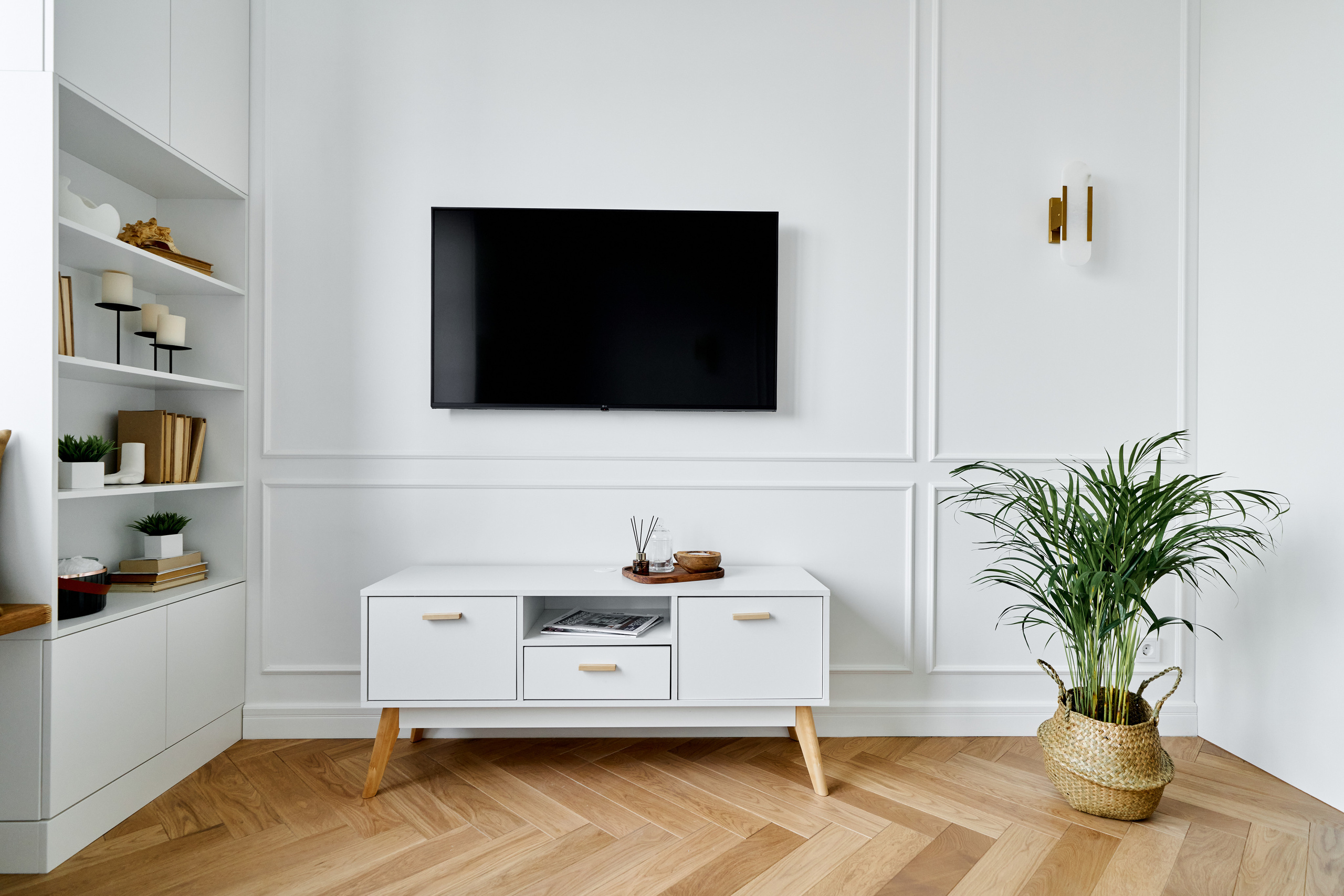 WEST GARDEN. Главная