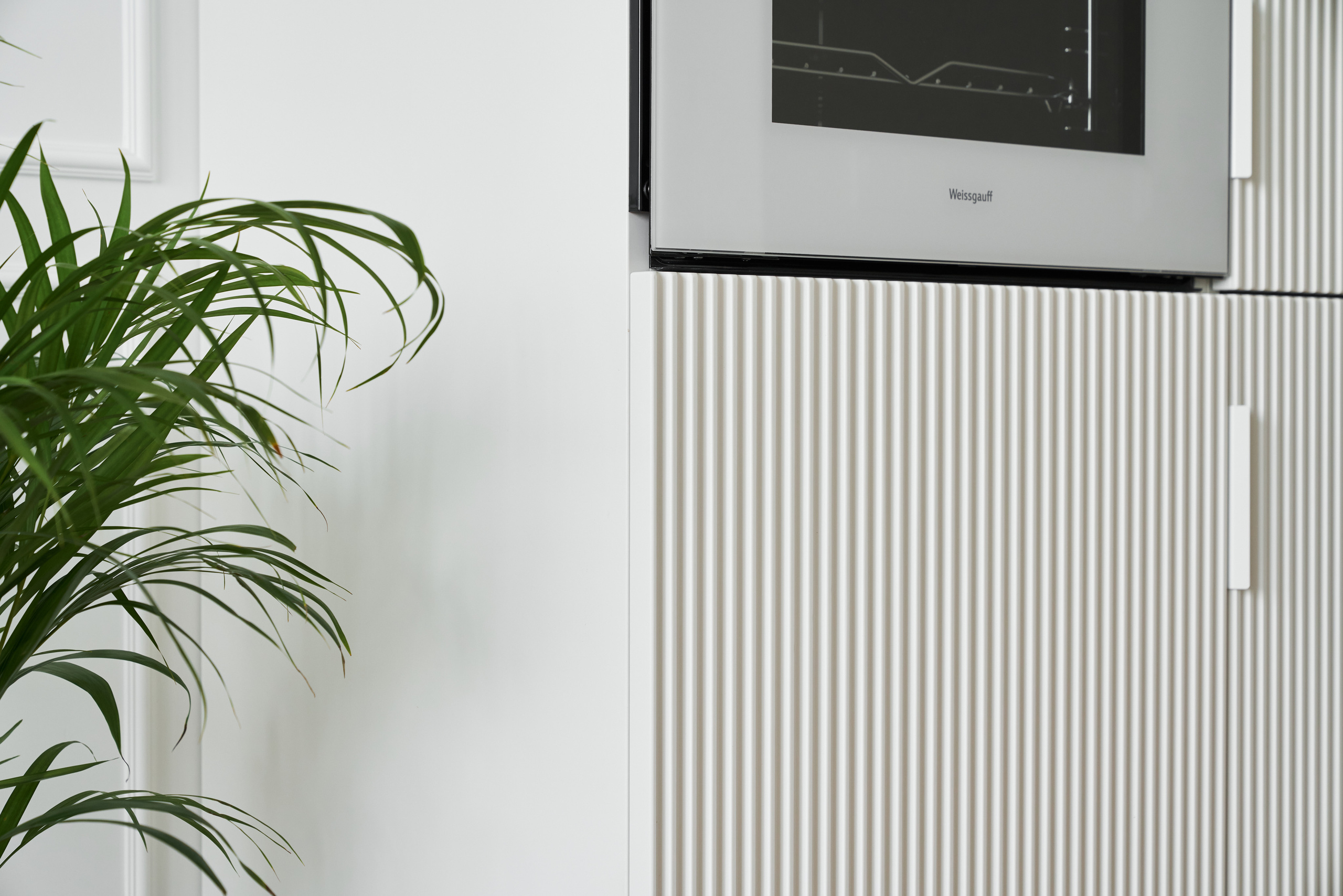 WEST GARDEN. Главная