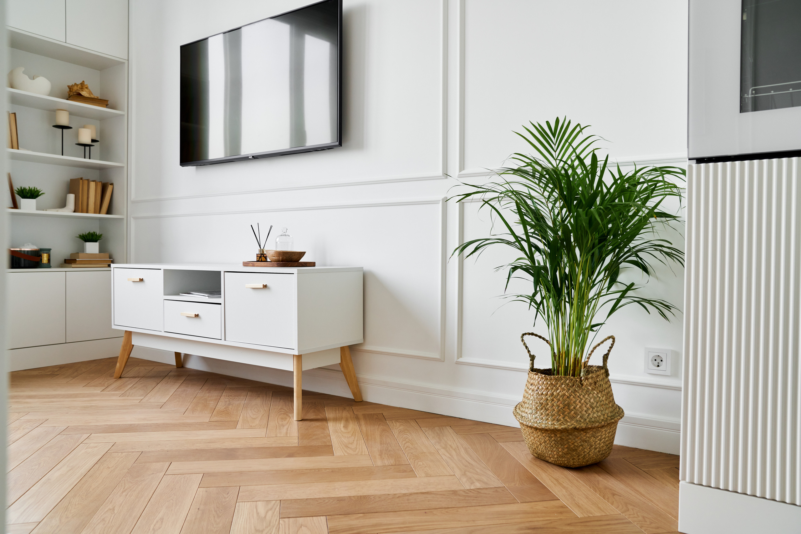 WEST GARDEN. Главная