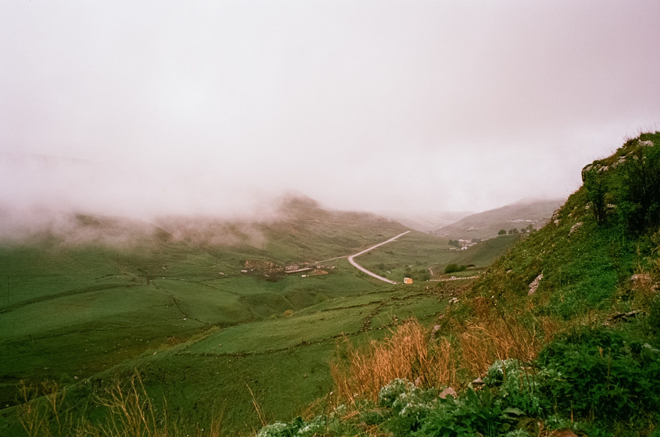 Парк Ессентуки и дорога к перевалу / Kodak Aerocolor IV / BESSA-T