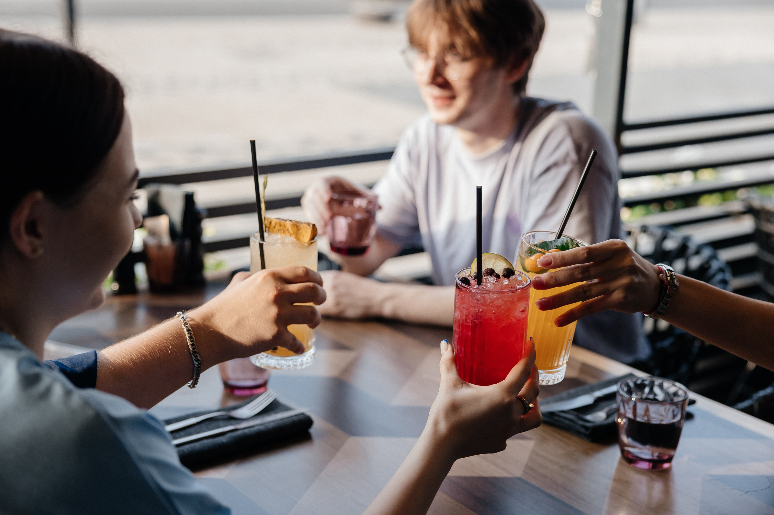 ГОРЯЧИЙ ЦЕХ открытие летней террасы. Фотограф свадебный семейный в Красноярске Шукшина Наталья