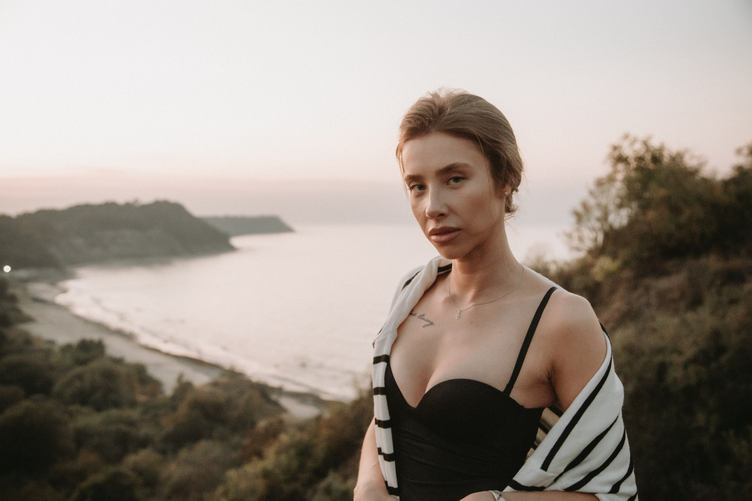 Anna and Diana | Филинская бухта. Андрей Миллер Фотограф из Калининграда