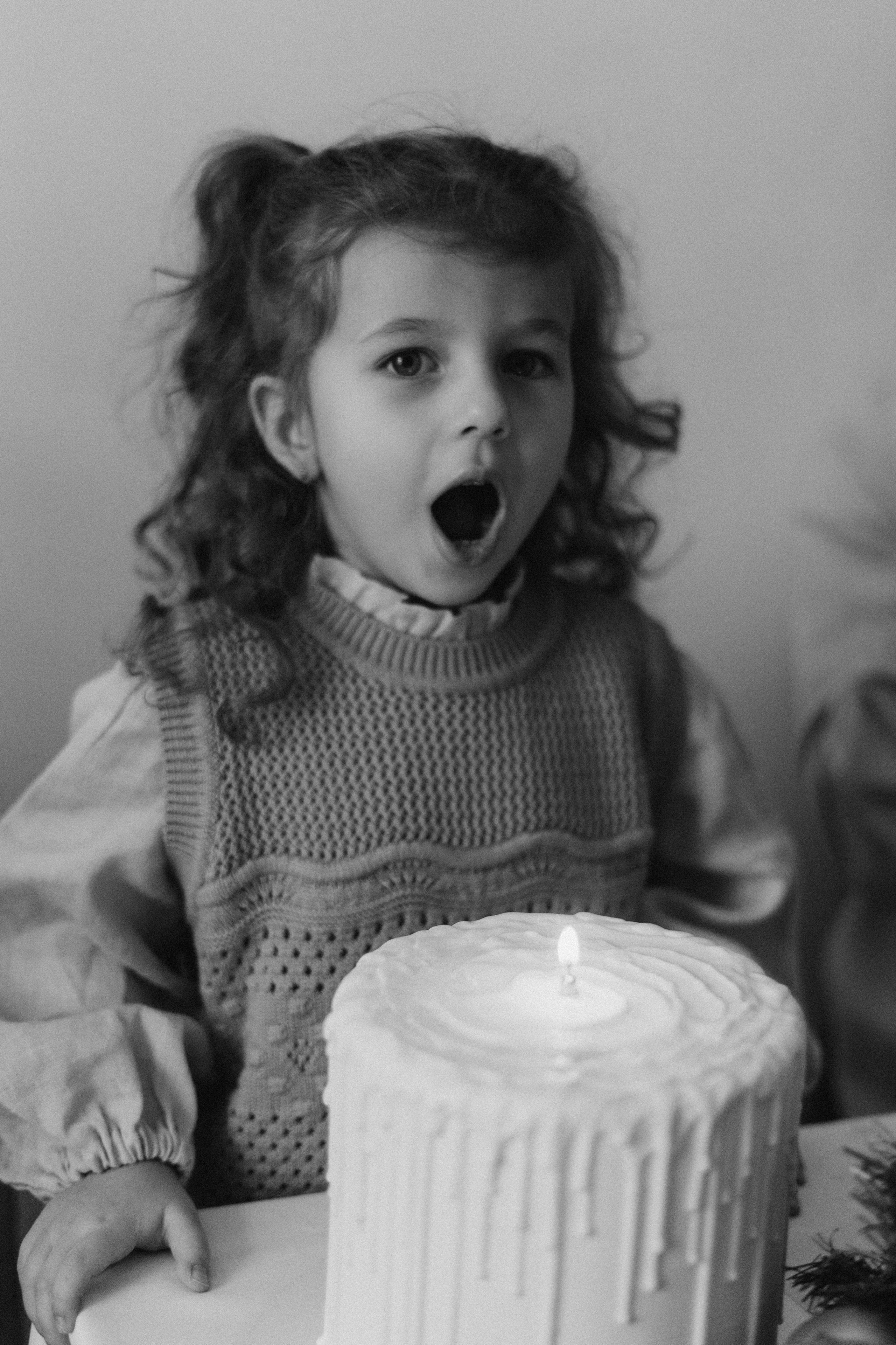 Женя, Ваня, Таисия и Есения. Главная