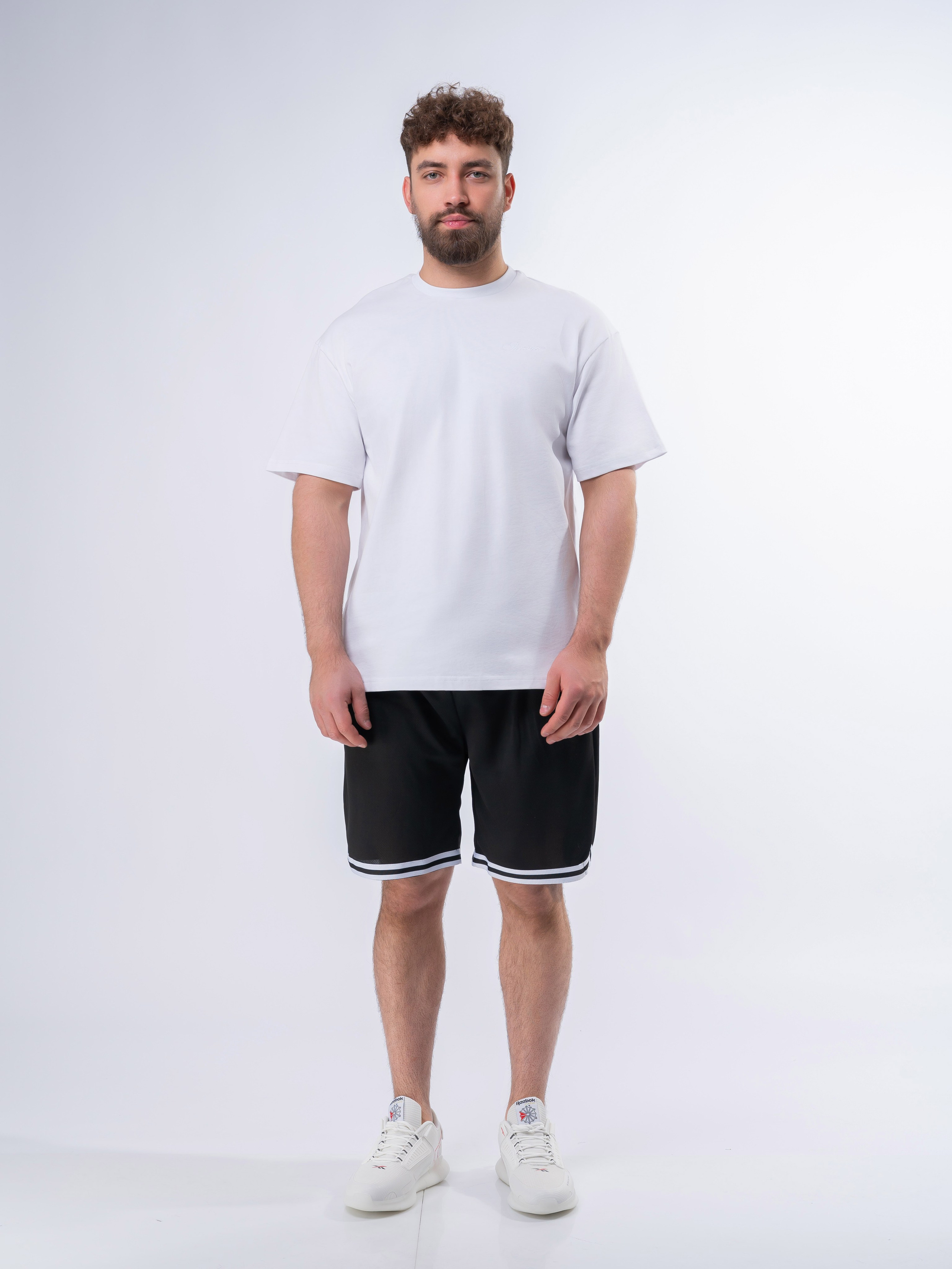 Каталог Мужчины. Студия рекламной и предметной съемки товаров WELKO Studio