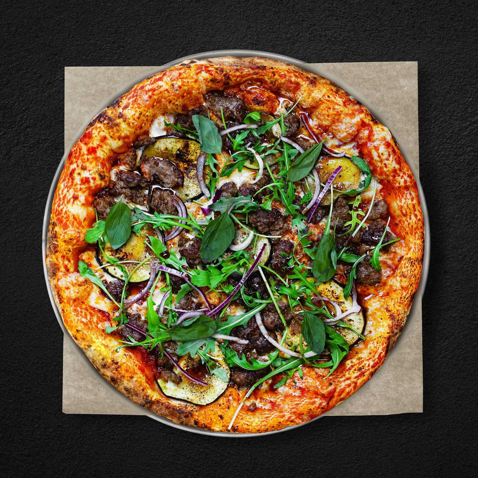 Фотограф и графический дизайнер Владимир Пуставетов