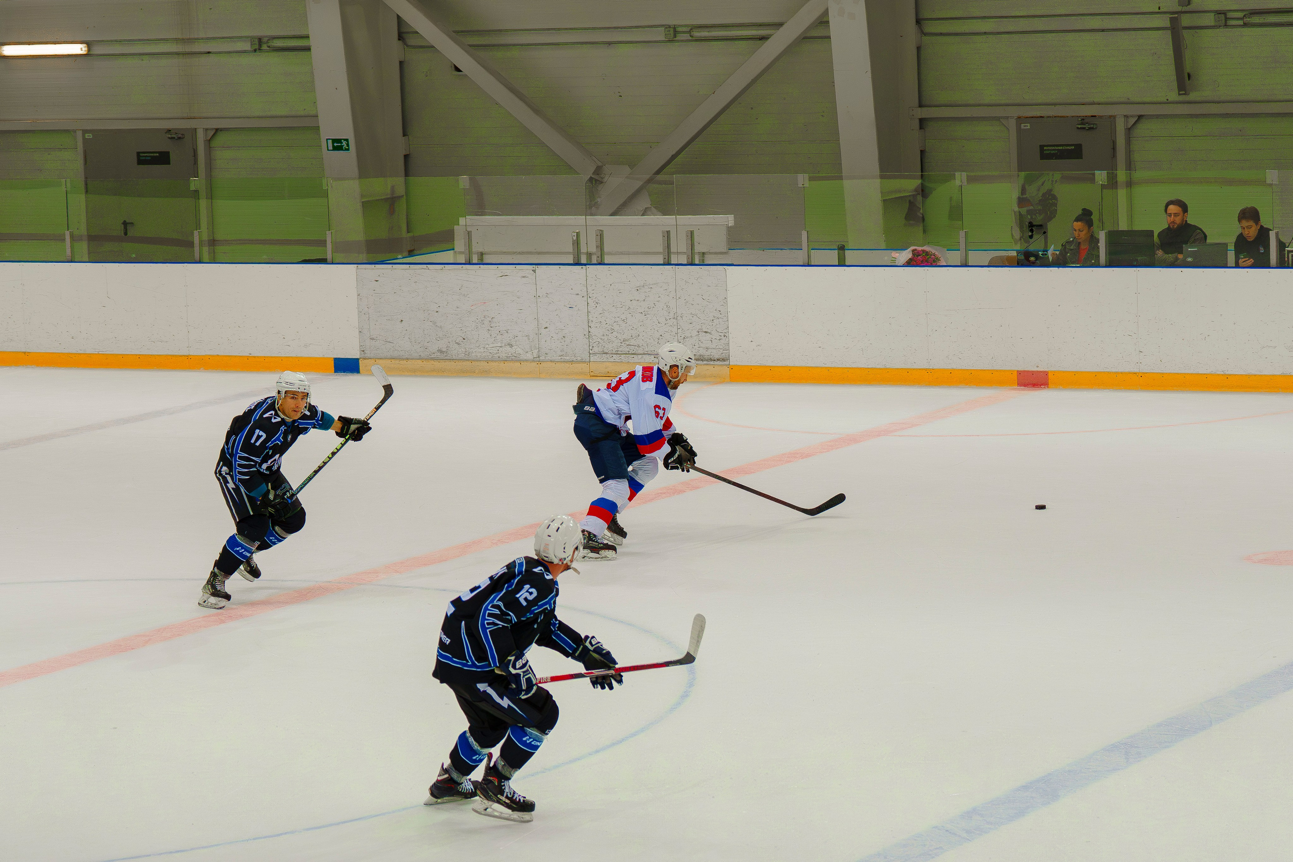 Фотосъемка хоккейных матчей в Сочи. Фотограф видеограф Геннадий Янбаев в Сочи, Краснодаре