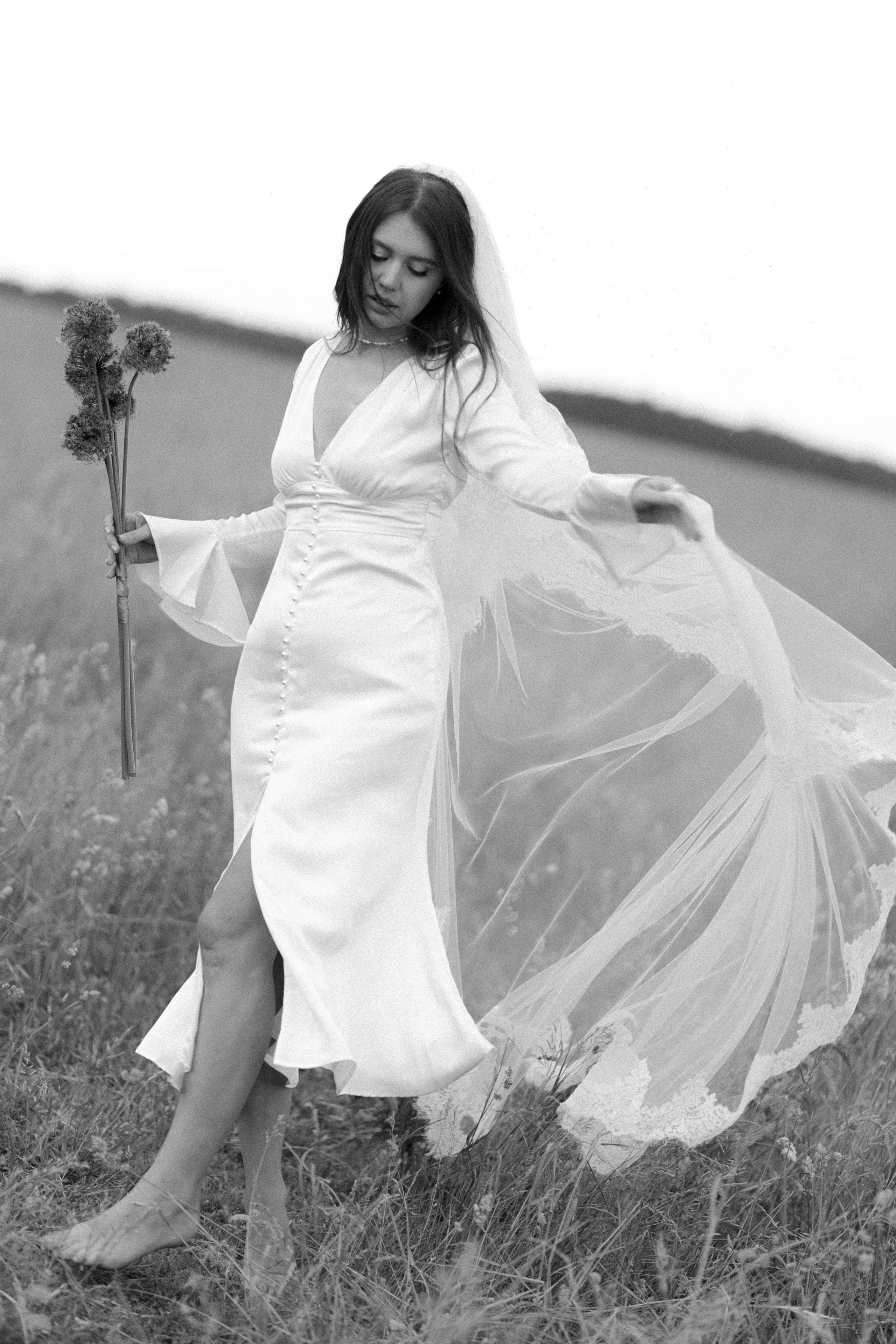 Утро невесты в поле