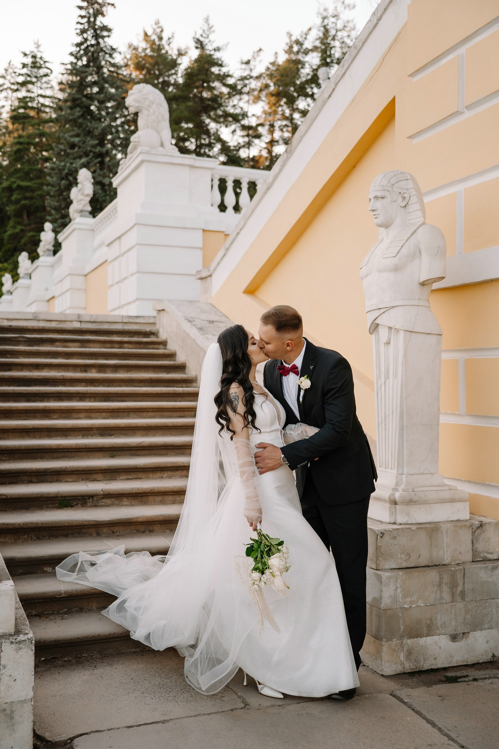 Свадьба в усадьбе Архангельское. Свадебный и семейный фотограф в Москве Светлана Зоткина