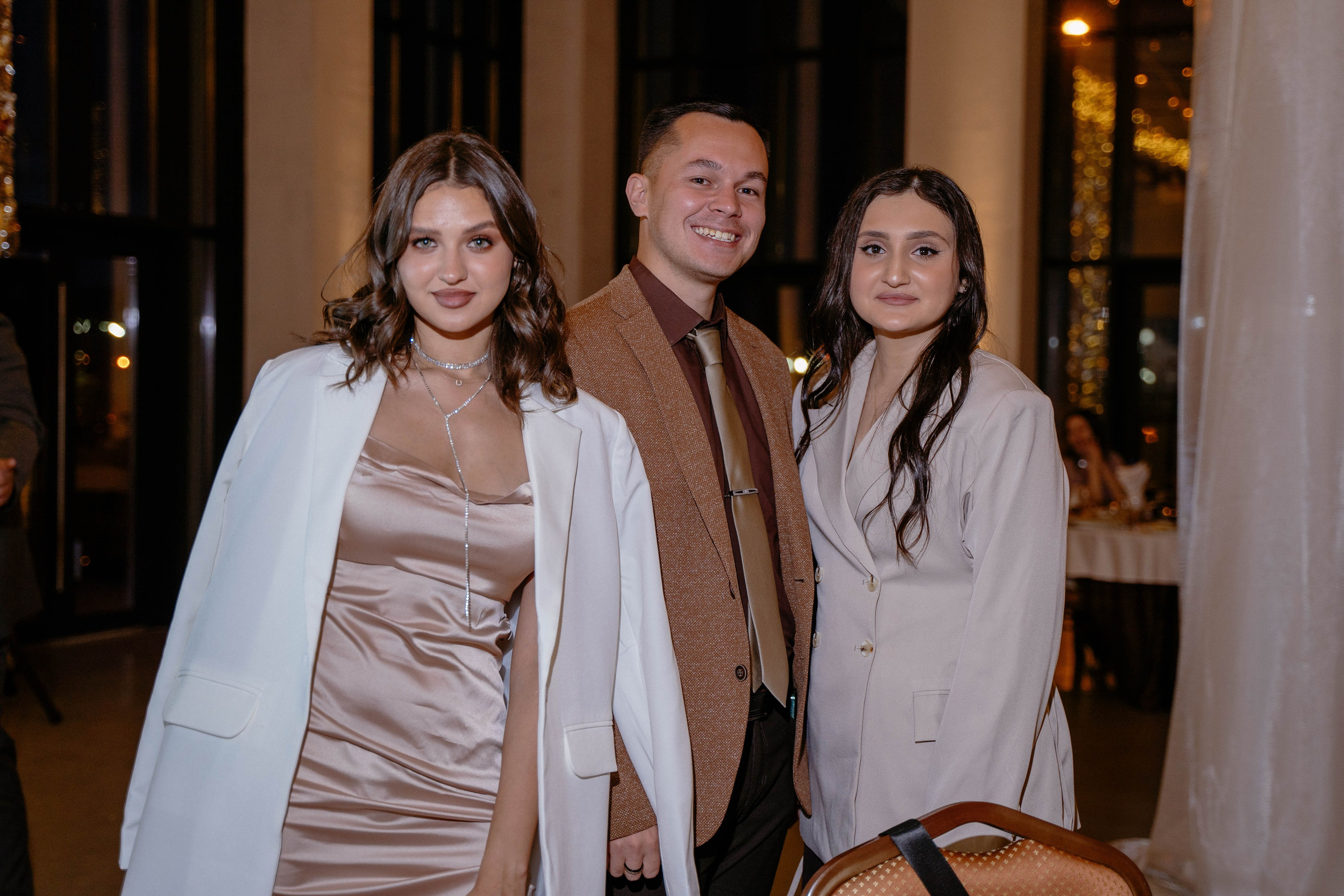 Свадебный день Магомеда и Вероники. Фотограф Чита. Индивидуальные портреты, LoveStory, свадьбы