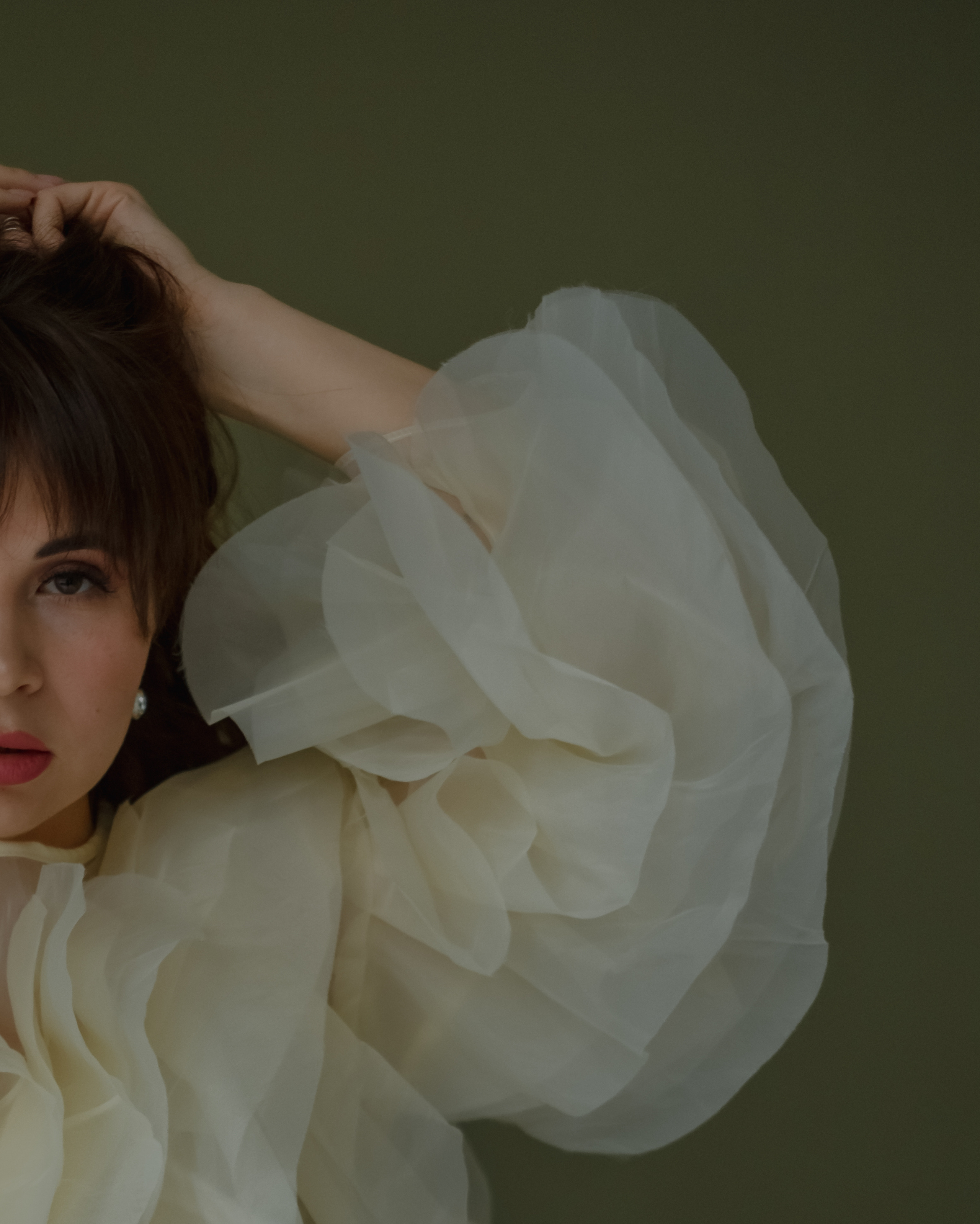 Оля в студии. Фотограф в Москве (готова приехать к вам в город)