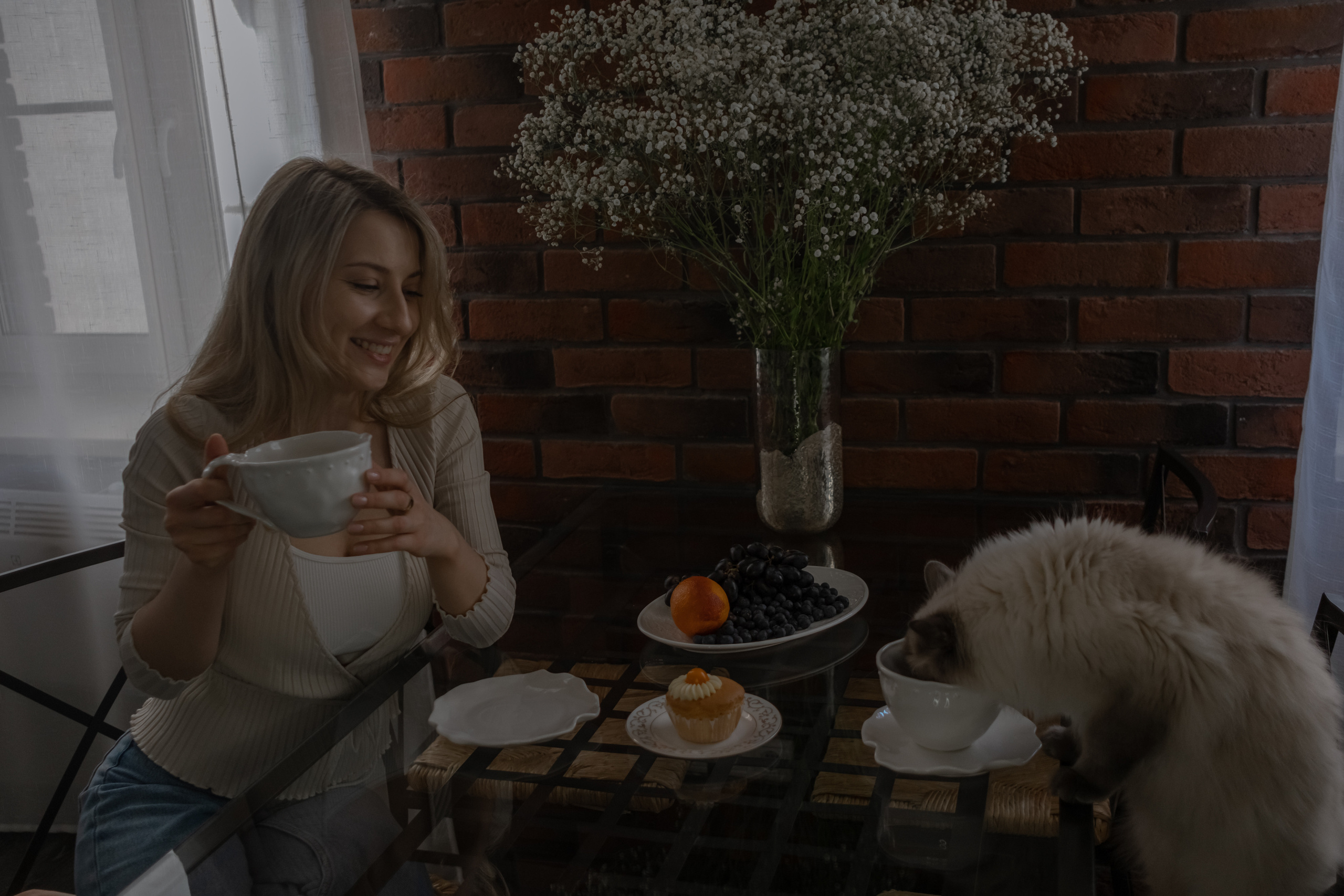 Домашняя с котиком). Фотограф в Москве (готова приехать к вам в город)