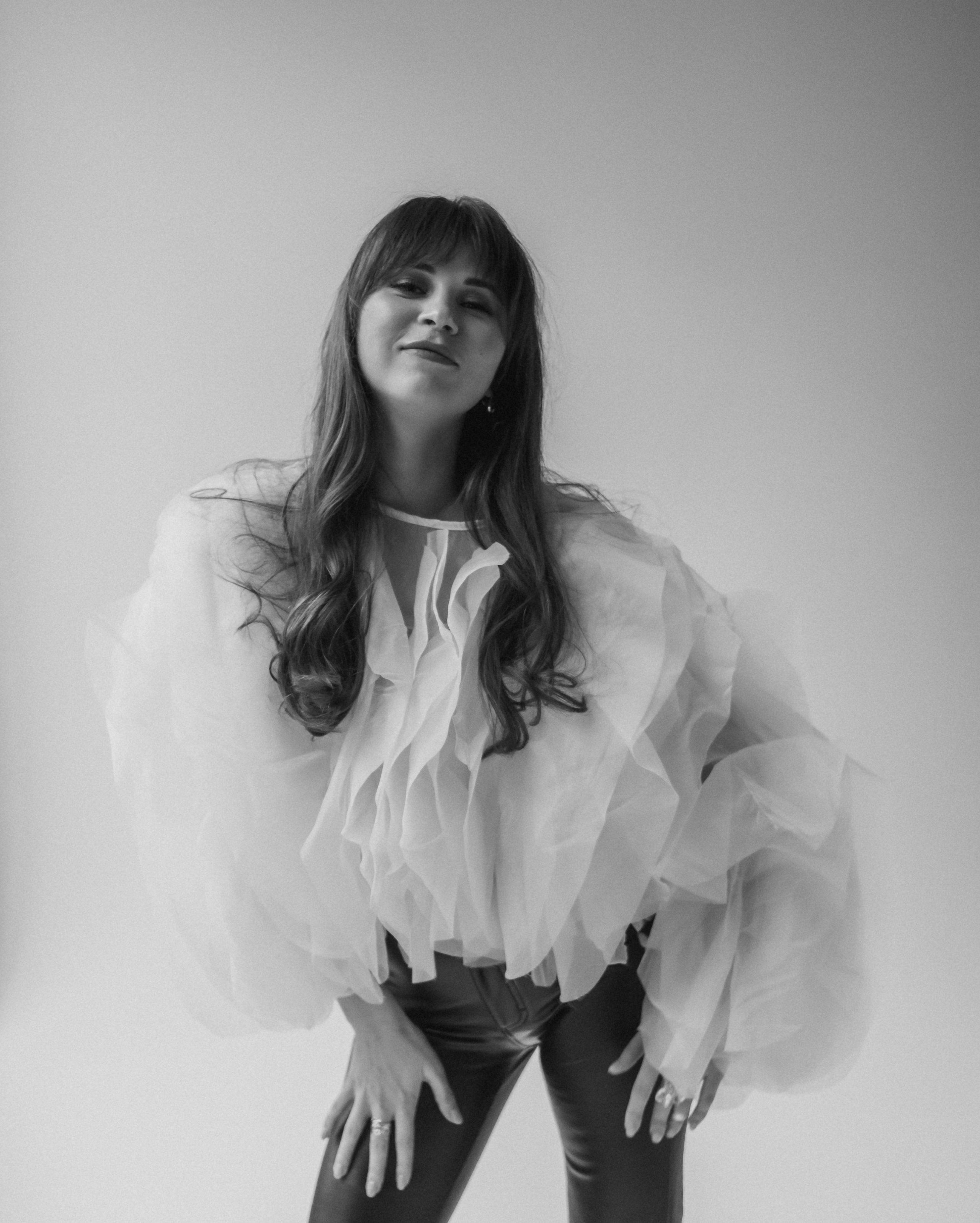 Оля в студии. Фотограф в Москве (готова приехать к вам в город)