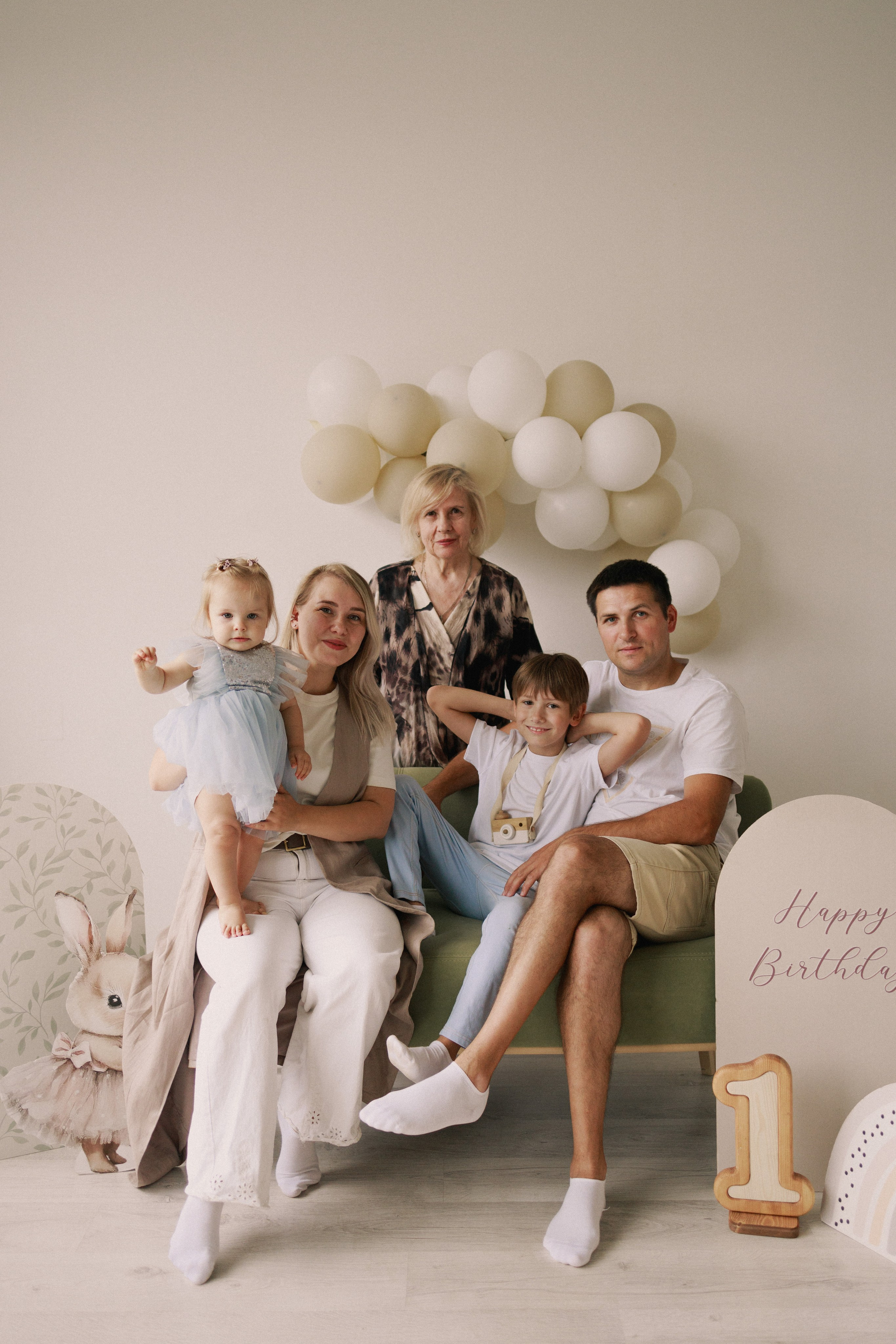 Семейная фотосъемка на годик. Семейный видеограф в Москве Элина Ладова