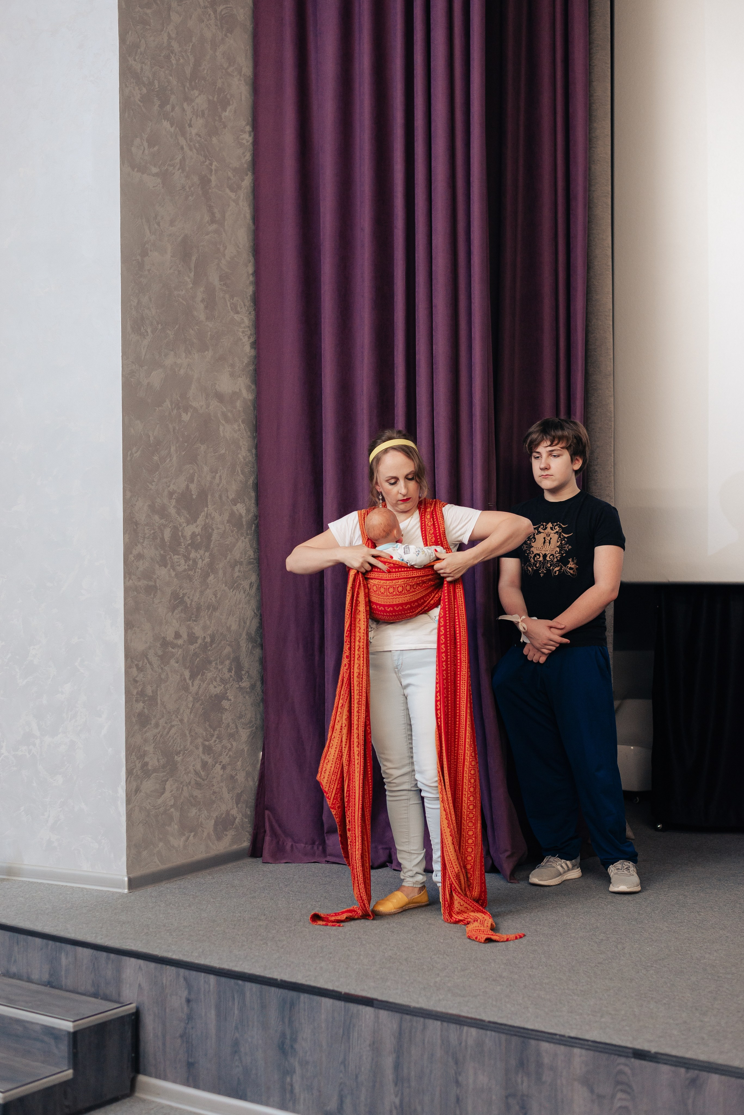 Слингомама Иваново 2025. Семейный и детский фотограф Иваново Ксения Азаренкова