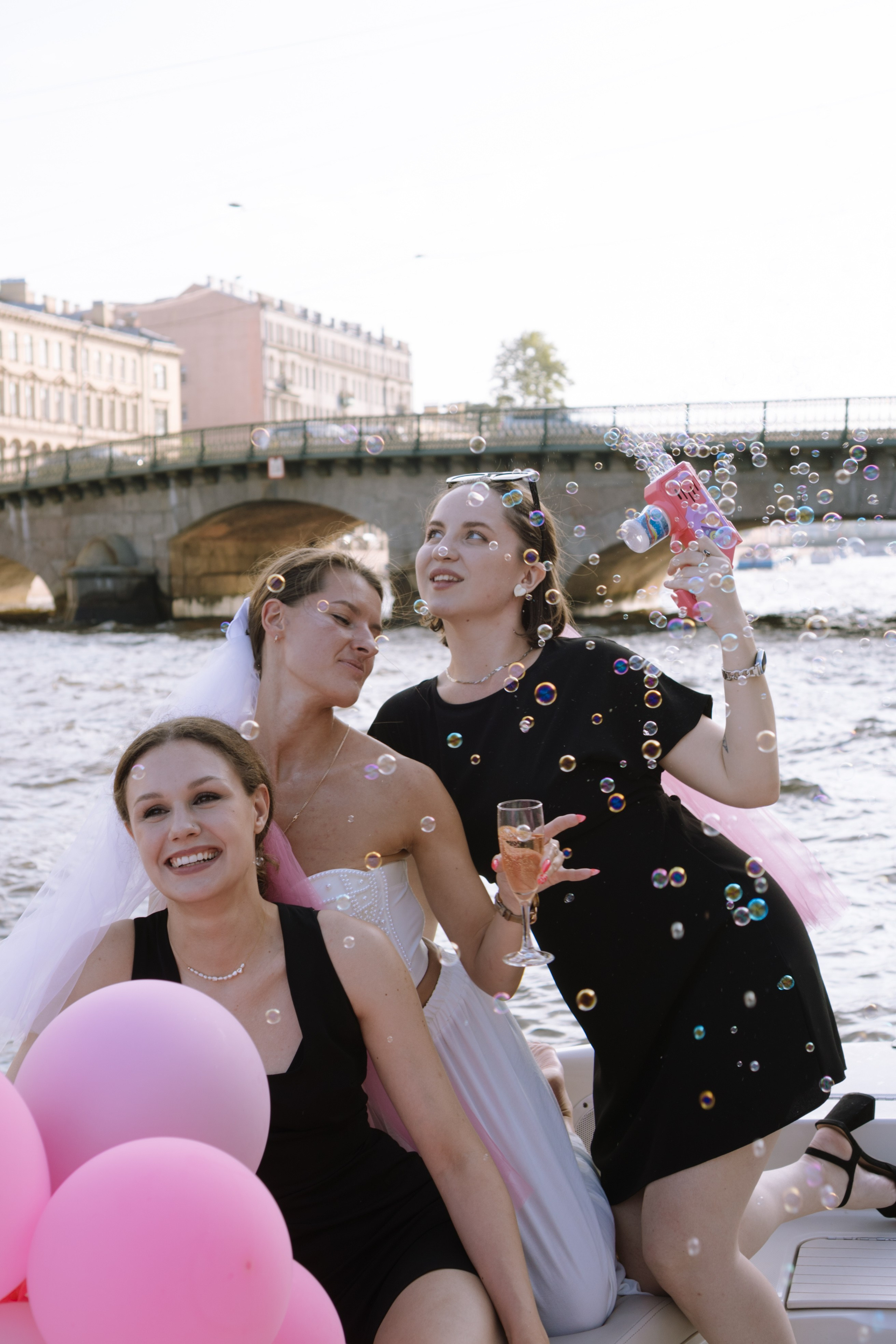 ДЕВИЧНИК НА КАТЕРЕ. Профессиональный фотограф, Санкт-Петербург — Виктория Богомолова