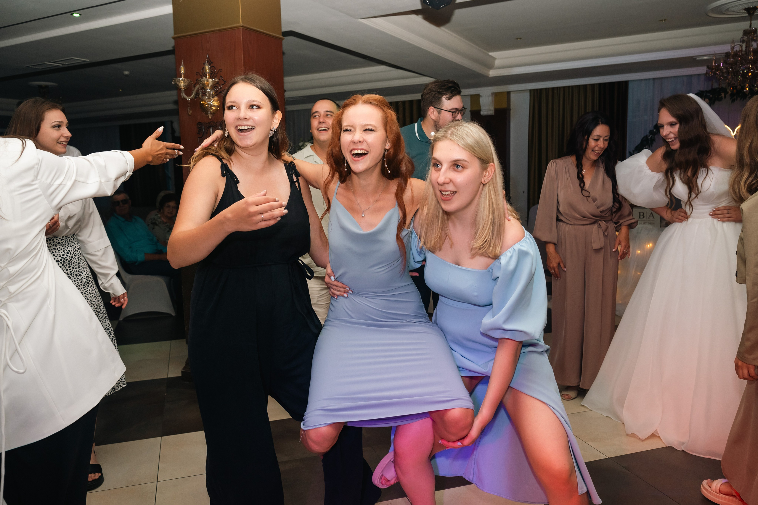 Василий и Ангелина. Фотограф и видеограф Олег Игнатов | Свадьбы, Love Story, реклама и корпоративы — Красноярск