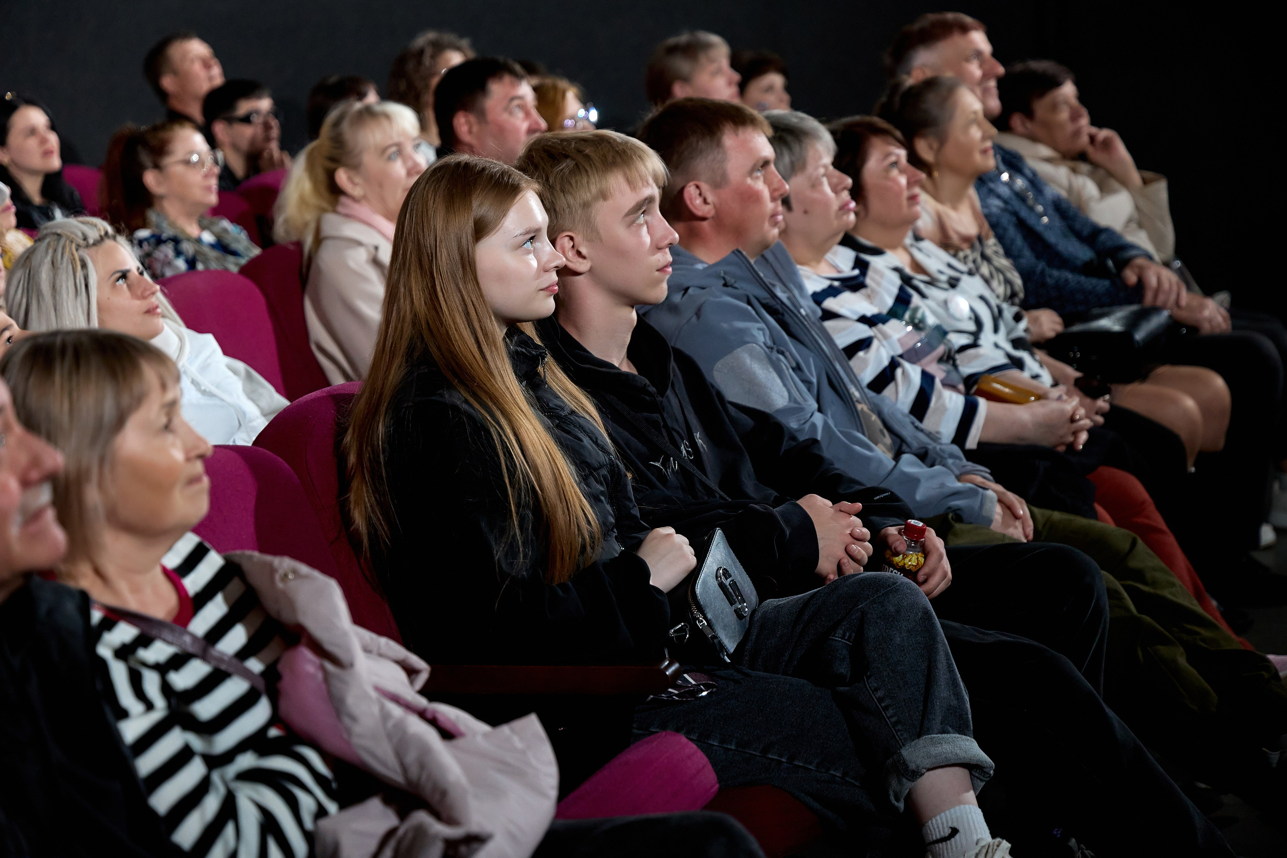 Кинопоказ, дима красилов, киностудия горького. Свадебный репортажный и фуд фотограф в Барнауле Гайфулин Виталий