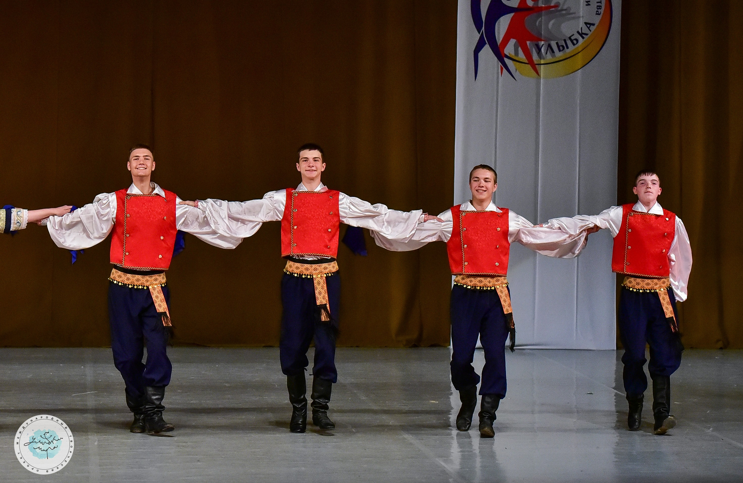 04.07.2024 Финал Международного творческого проекта «Улыбки Мира» г. СПБ. Медиастудия Фото Концепт