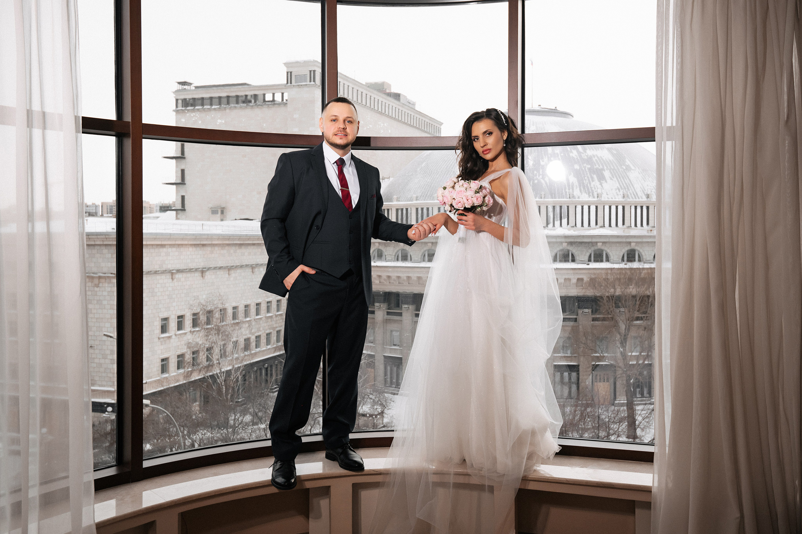 Свадебный фотограф Новосибирск по доступной цене