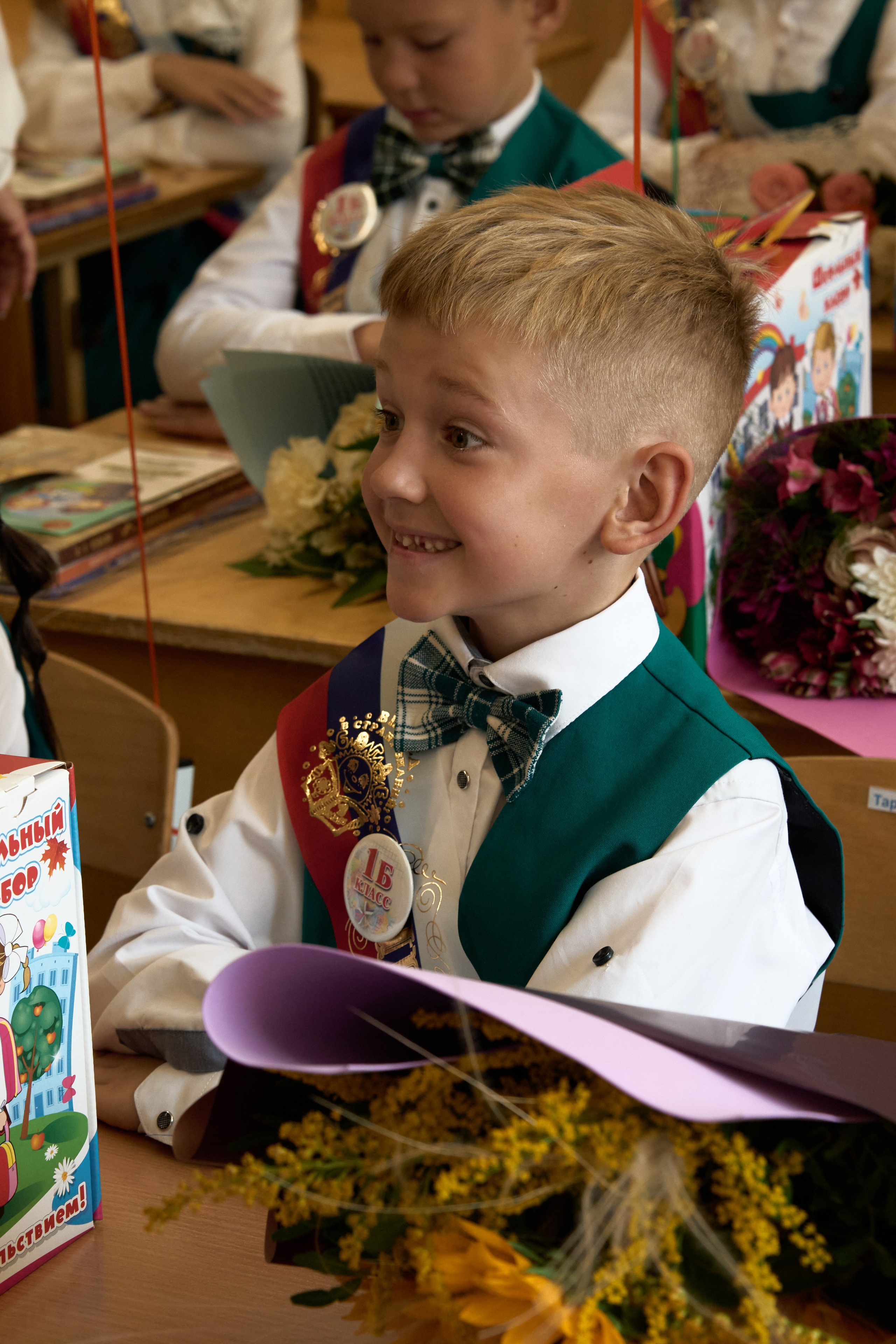 Школьная линейка. 1«Б». Фотограф в Санкт-Петербурге Настя Атом