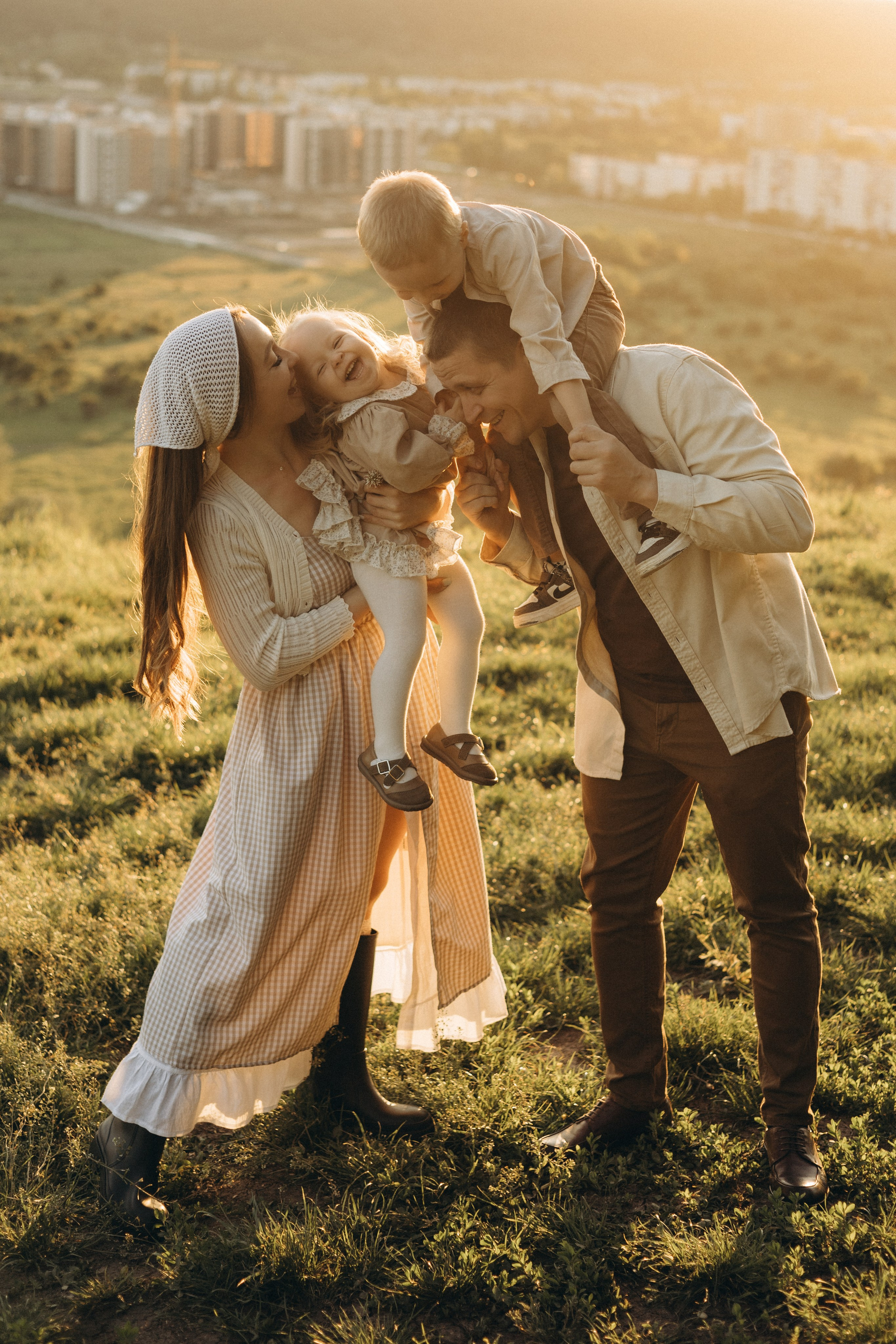 Семейный и свадебный фотограф в Краснодарском крае и РА Юлия Голуб