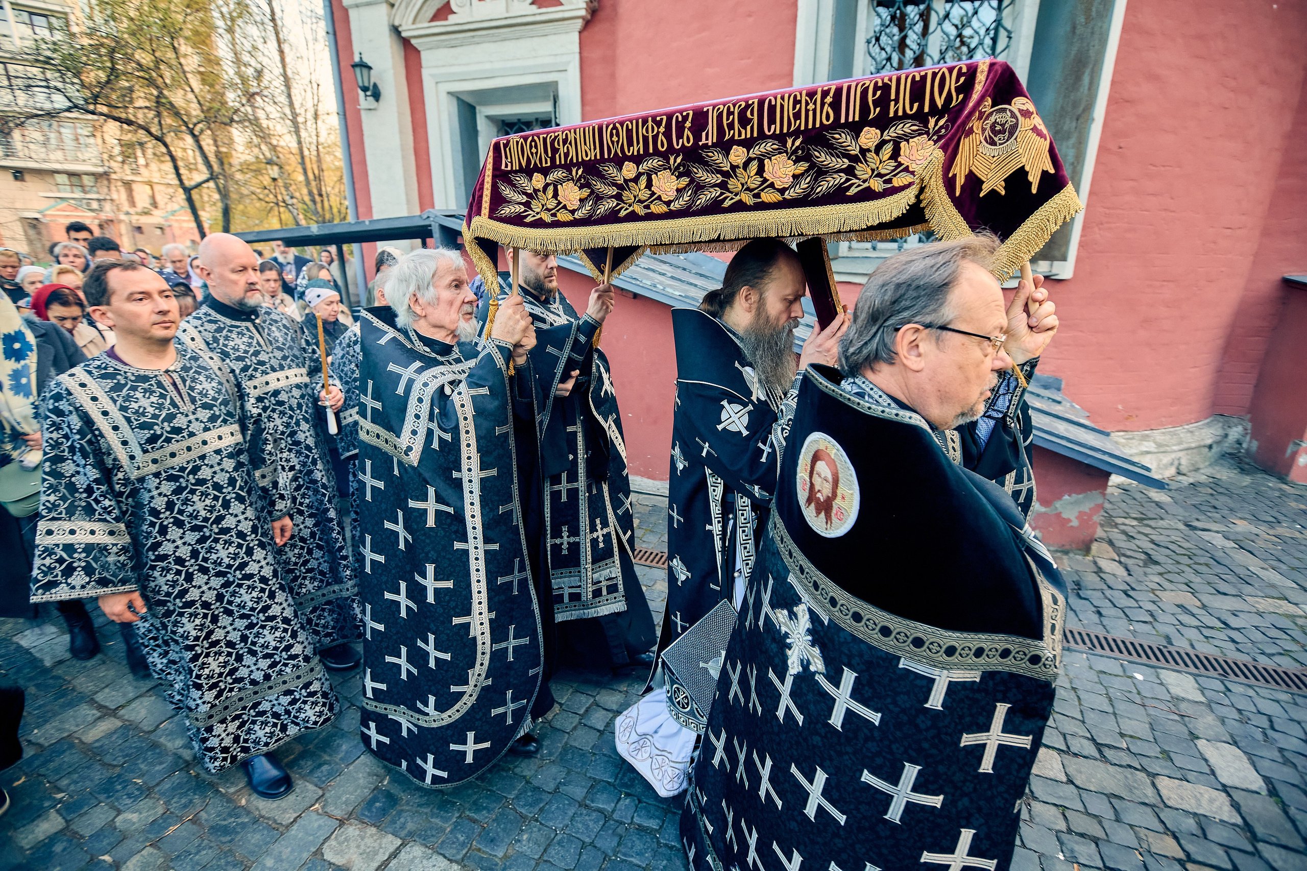 Утреня. Погребение Спасителя. DMITRY MOISEENKO — фотограф, художник, топ-стилист