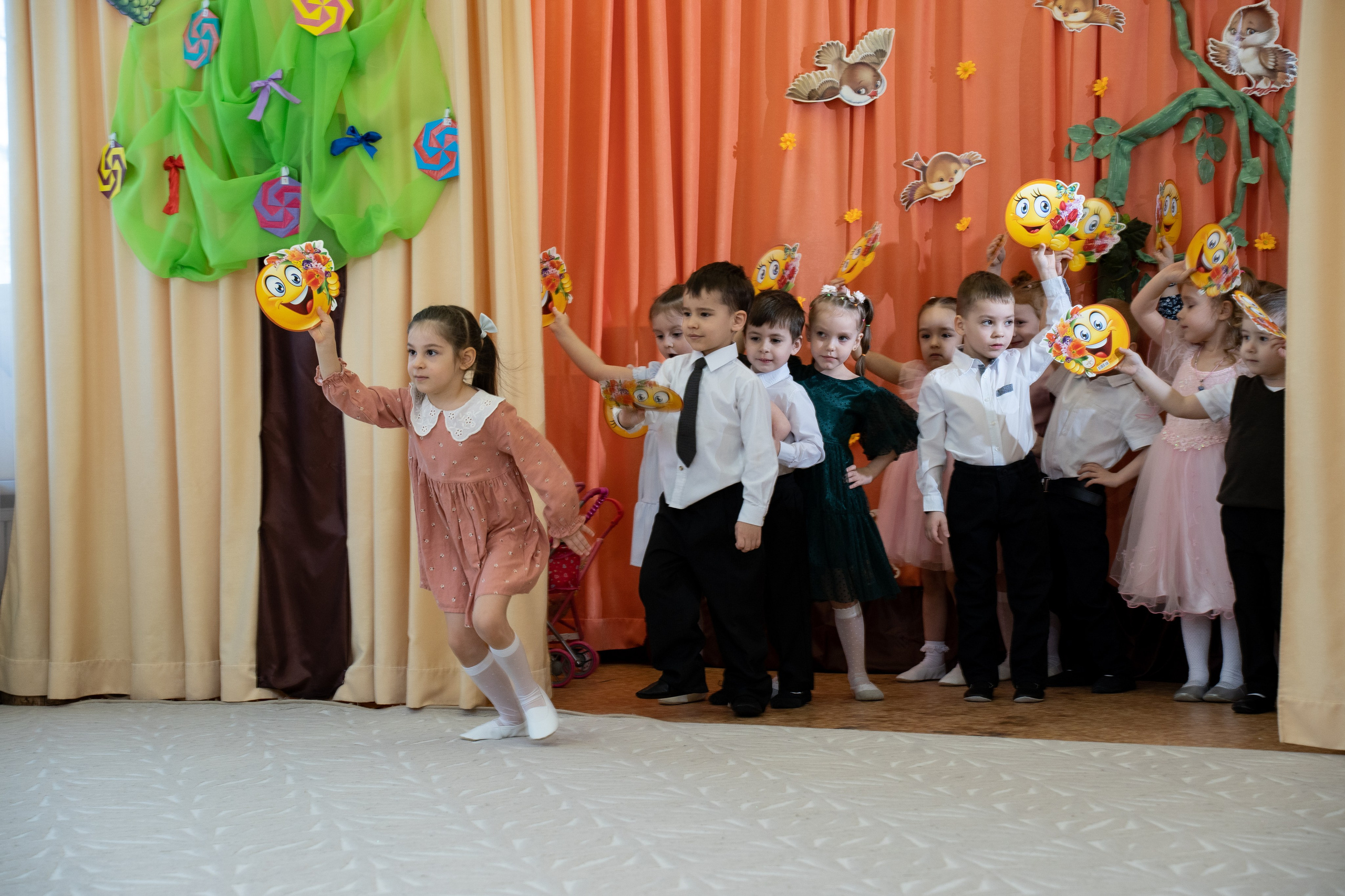 Утренник 8 Марта. Фотостудия «Стрекоза»