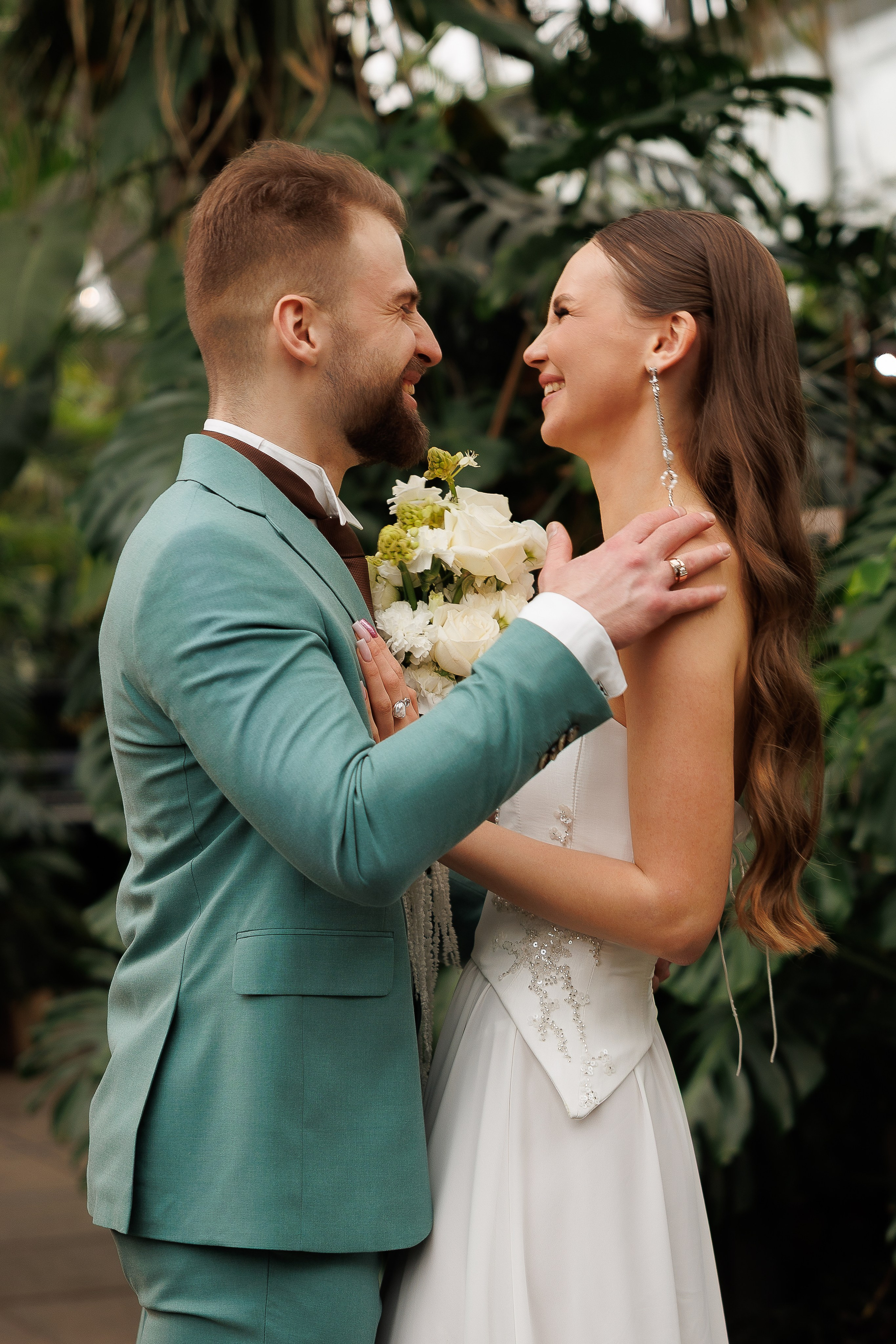 Свадебная прогулка в оранжерее. Питер. Свадебный и семейный фотограф в Москве Красинская Мария