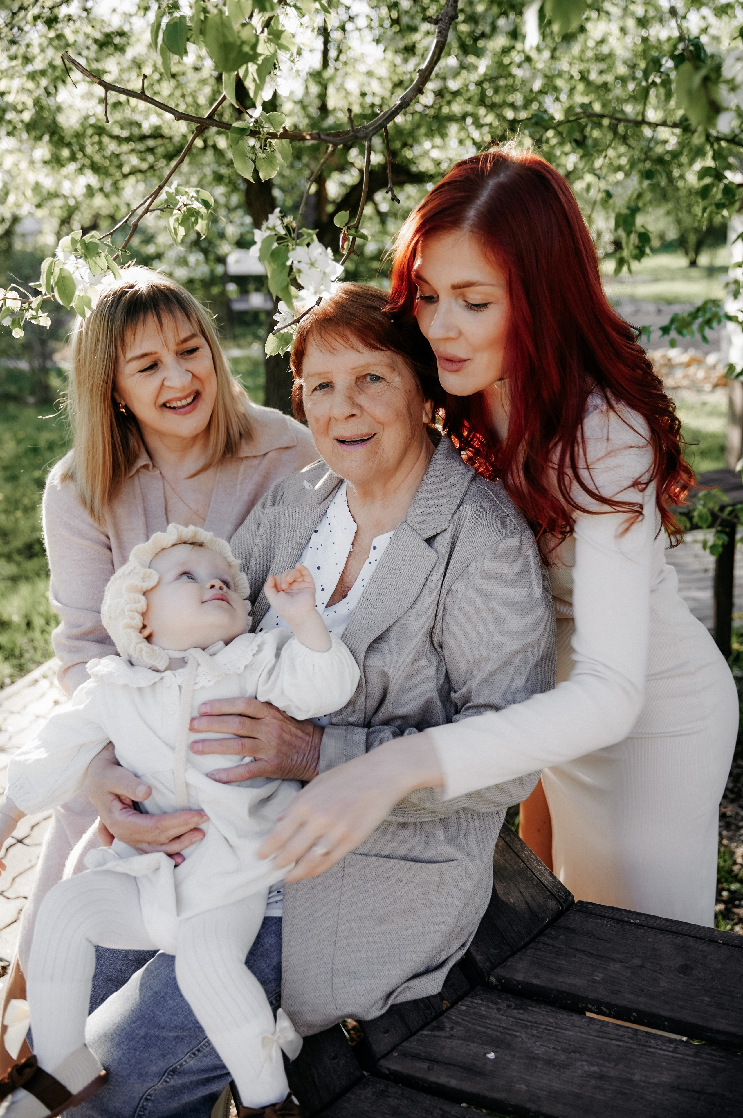 Четыре поколения женщин. Фотограф Регина С