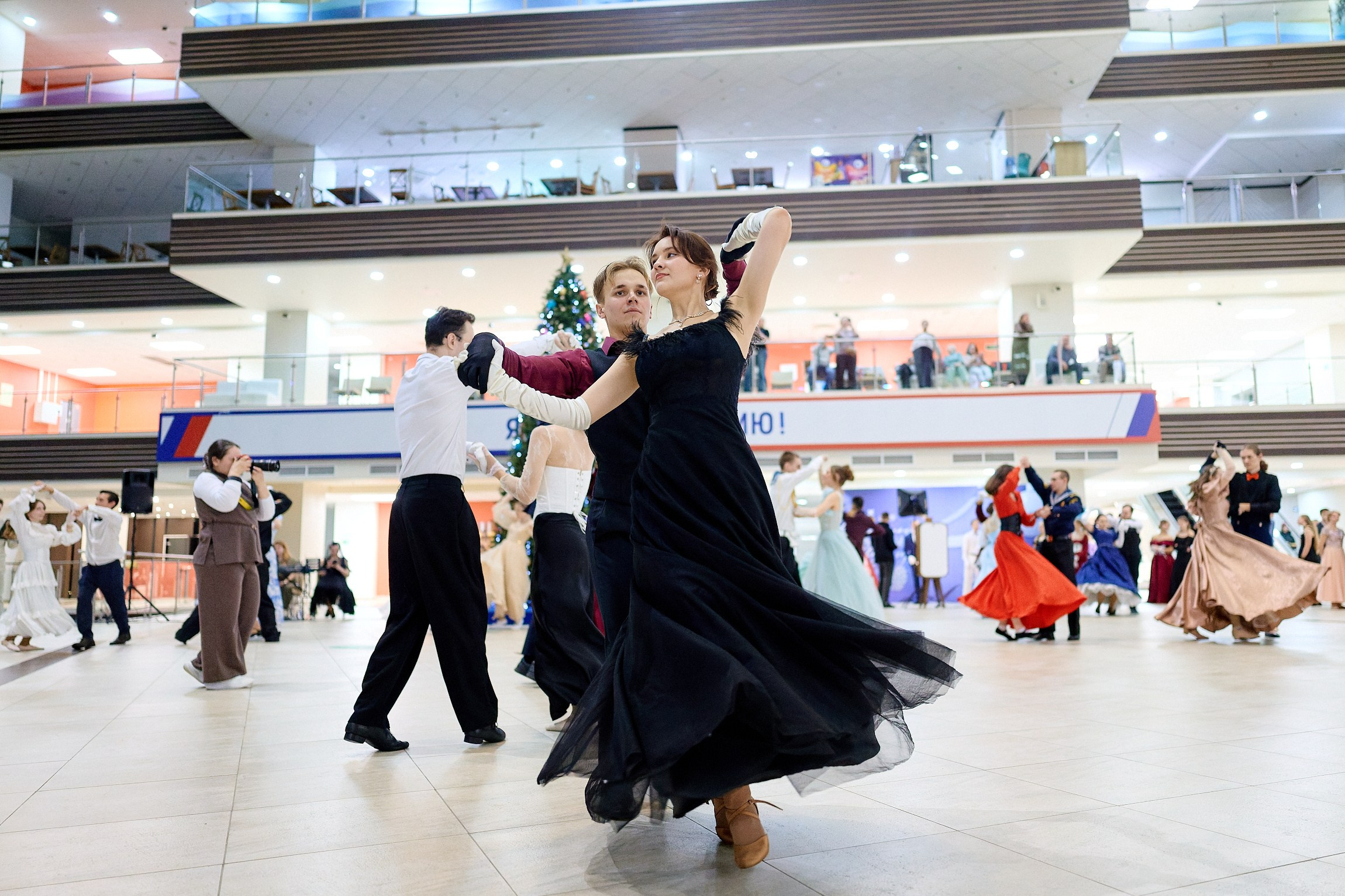 Бал «Зимы пришедшей волшебство»