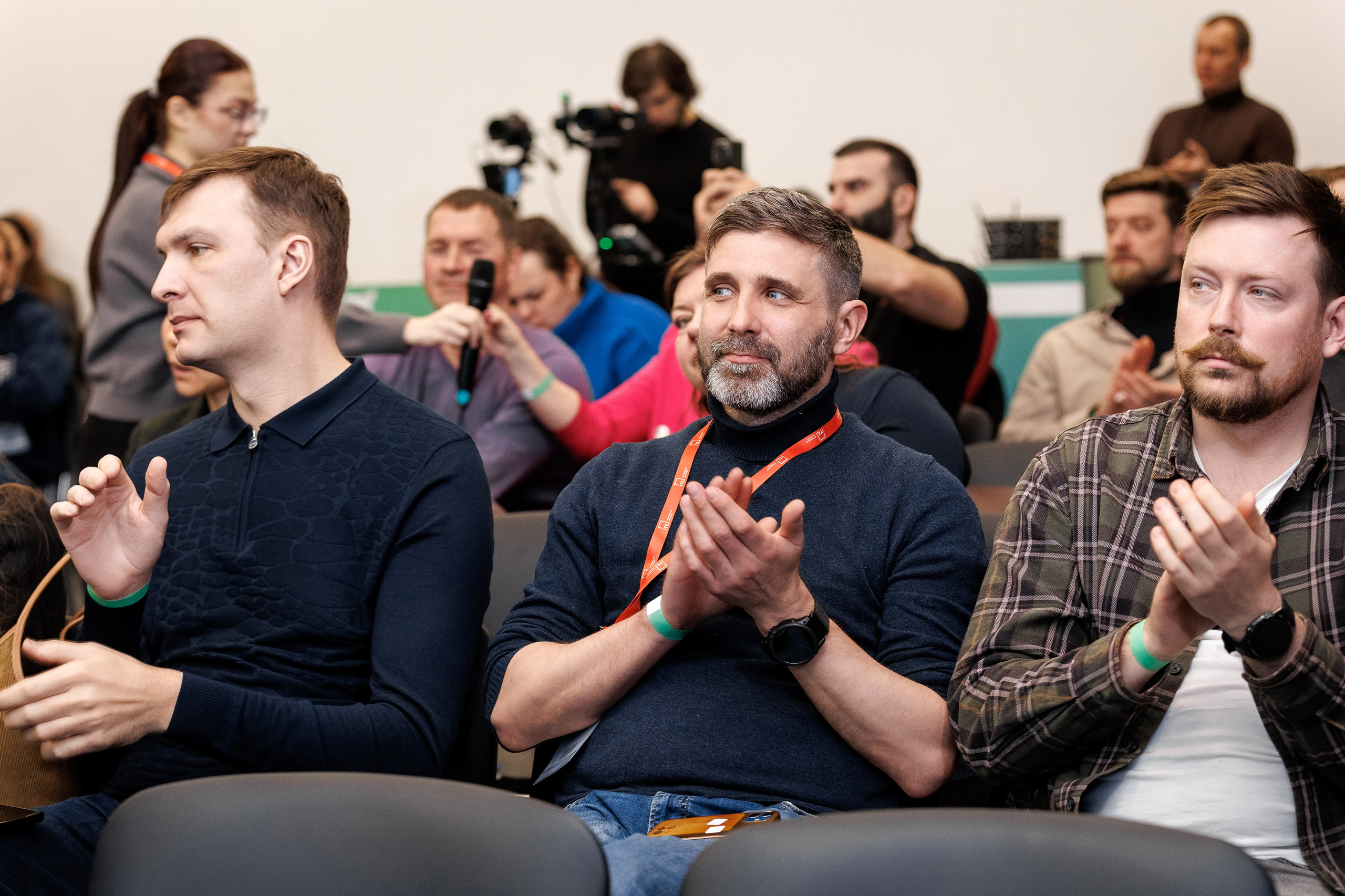 Ассоциация Глэмпингов Mitt