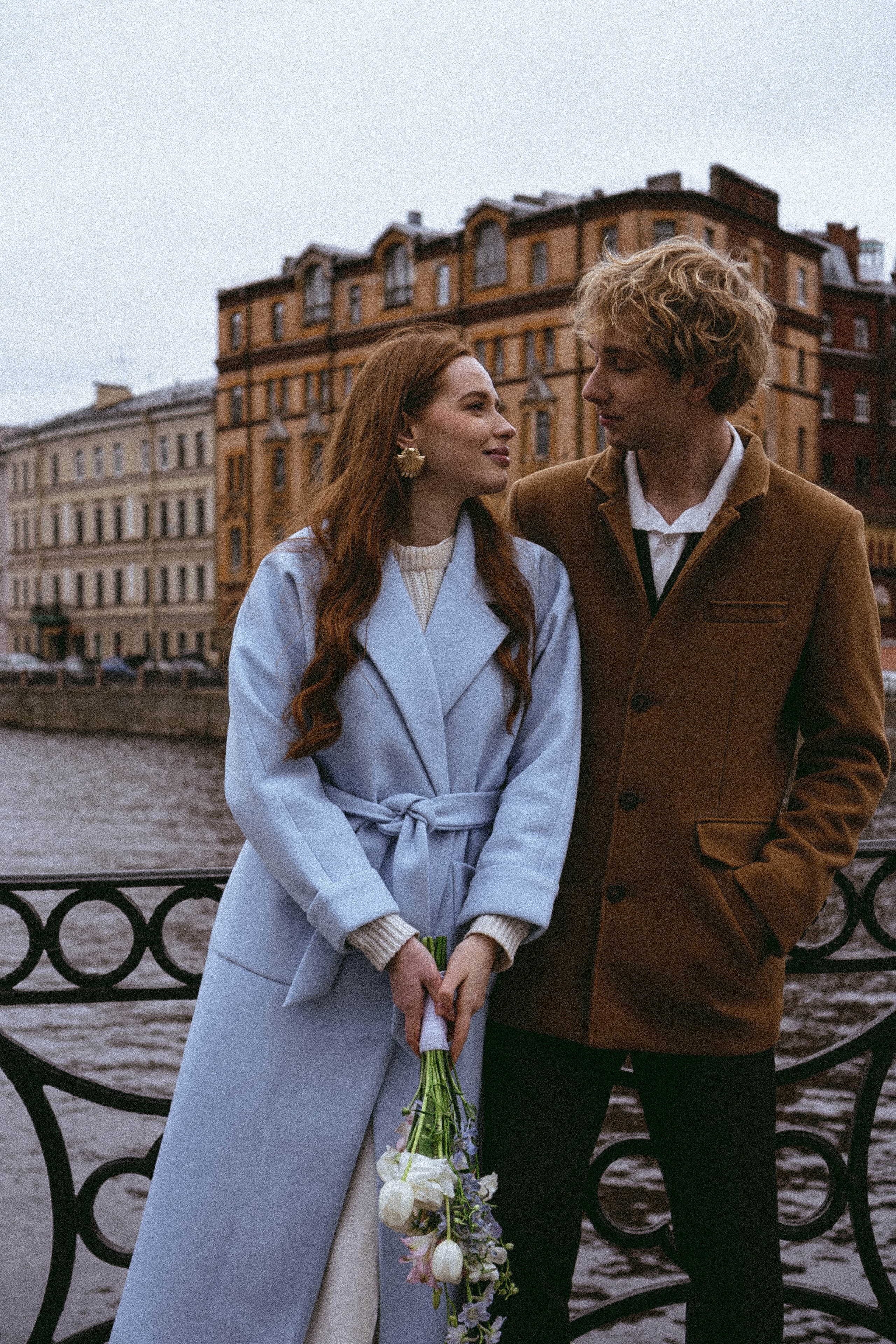 СВАДЕБНАЯ ПРОГУЛКА ПО ПЕТРОГРАДКЕ ВЕСНОЙ (ФОТОСЕССИИЯ ПАРЫ СВАДЕБНАЯ). Профессиональный фотограф, Санкт-Петербург — Виктория Богомолова